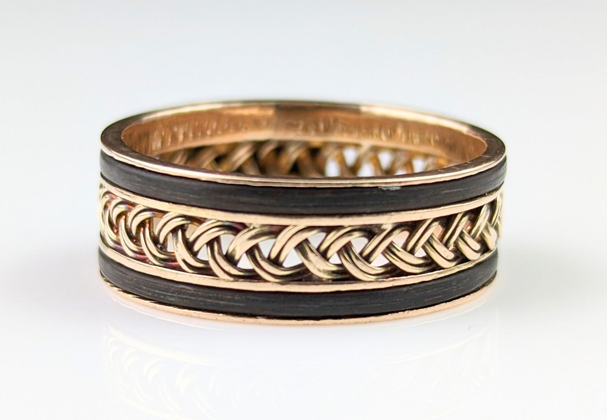 Antiker 14k Gold Plaited Band-Ring, Elefantenhaar, Monogrammiert im Angebot 10