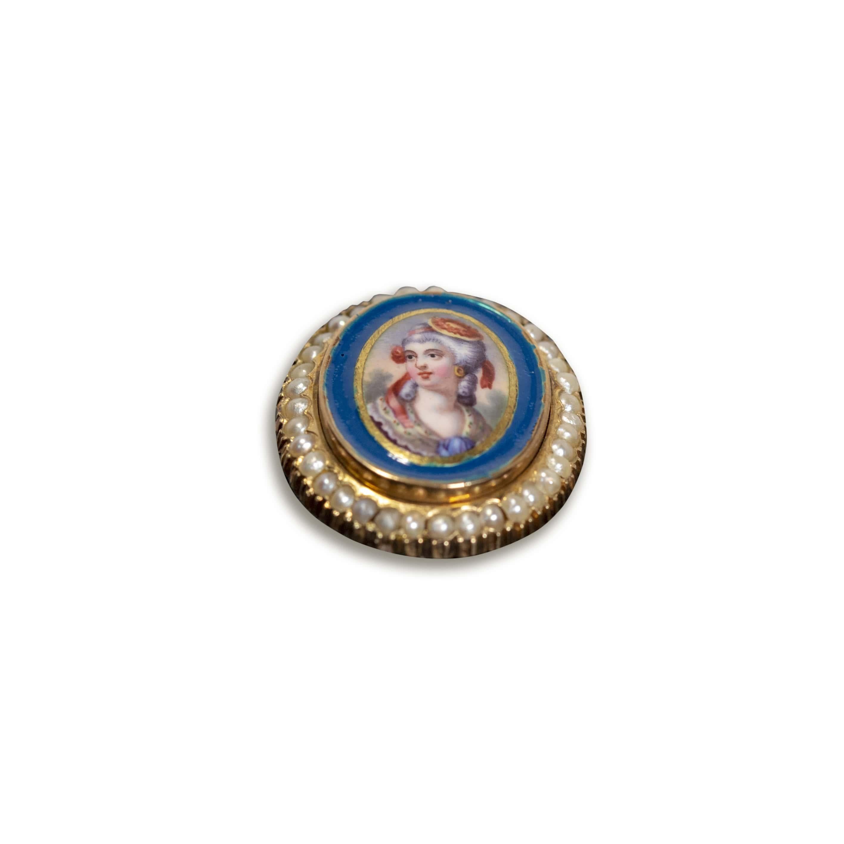 Antique 14k Gold Portrait Brooch Hand Painted Swiss Enamel Porcelain with Natura In Good Condition For Sale In Houston, TX