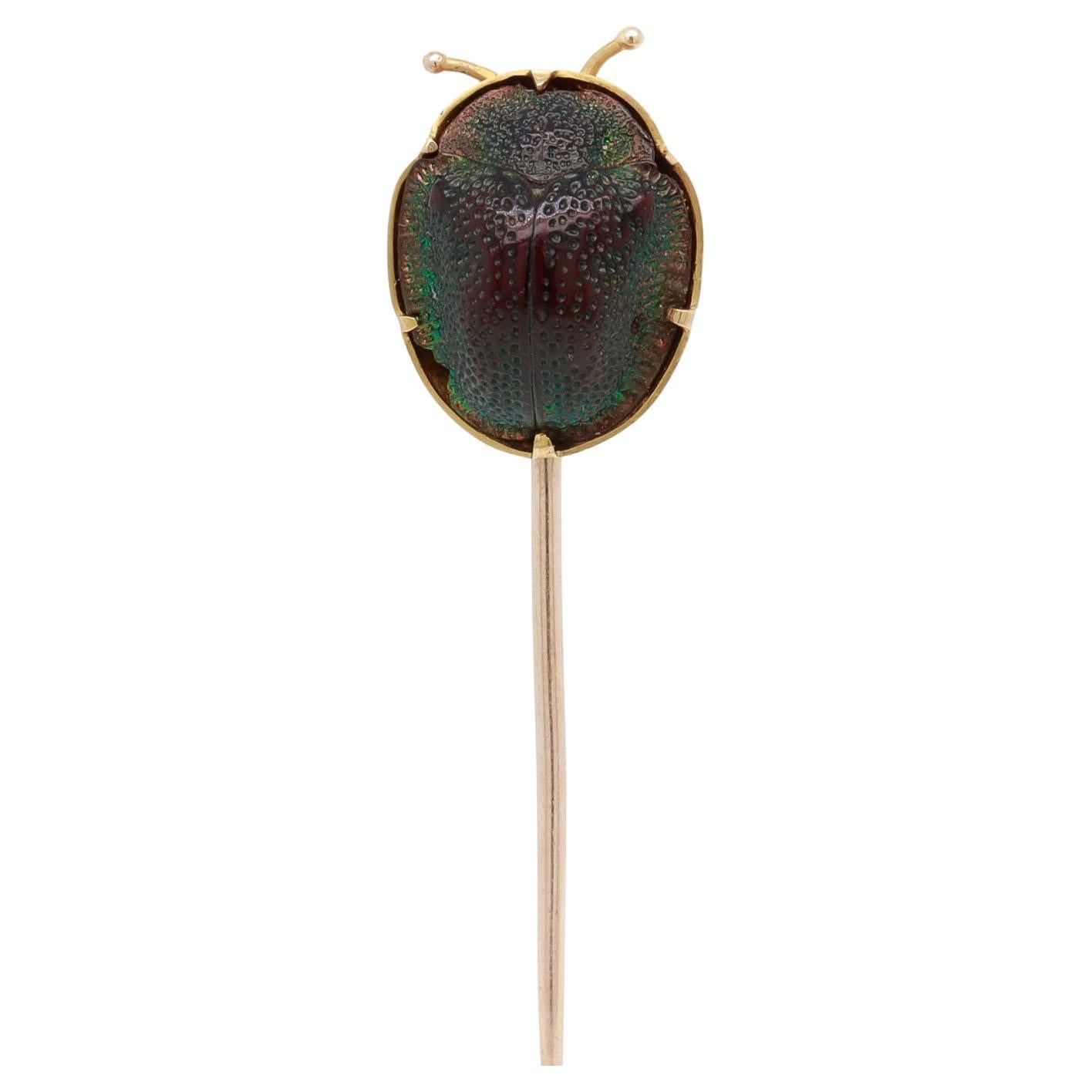 Alfiler de oro antiguo de 14 quilates y escarabajo real estilo renacimiento etrusco