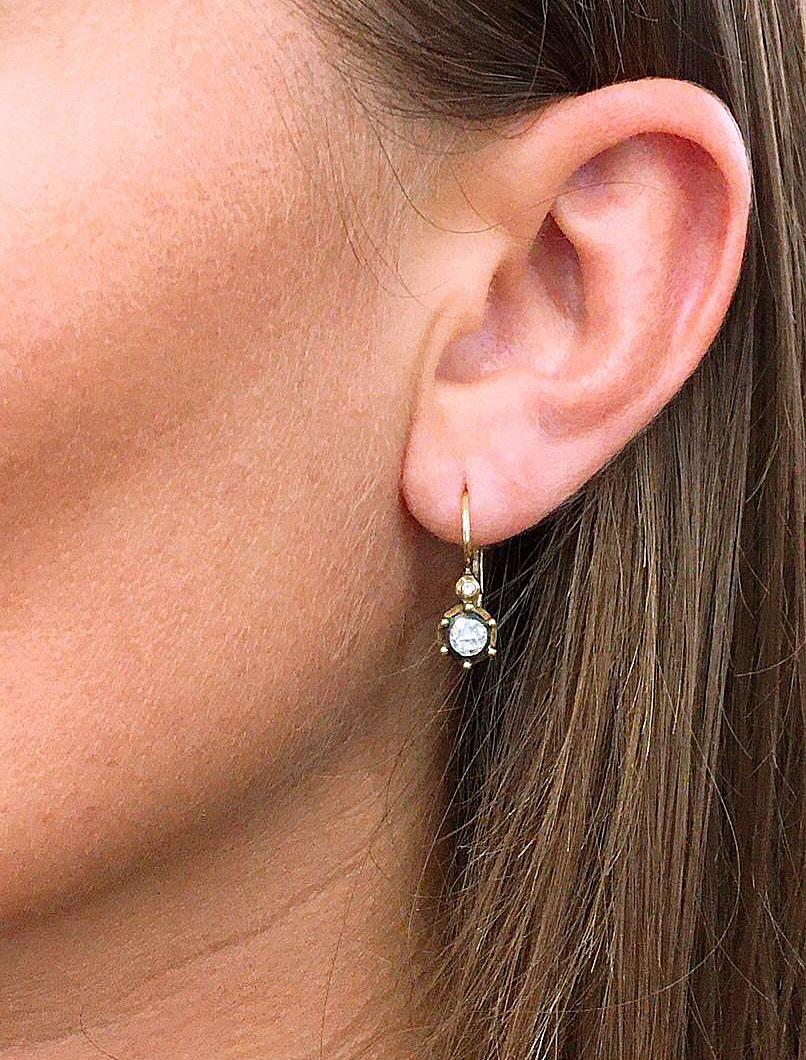 Gold-Ohrringe mit Diamant im Rosenschliff im Zustand „Gut“ im Angebot in Cairo, EG