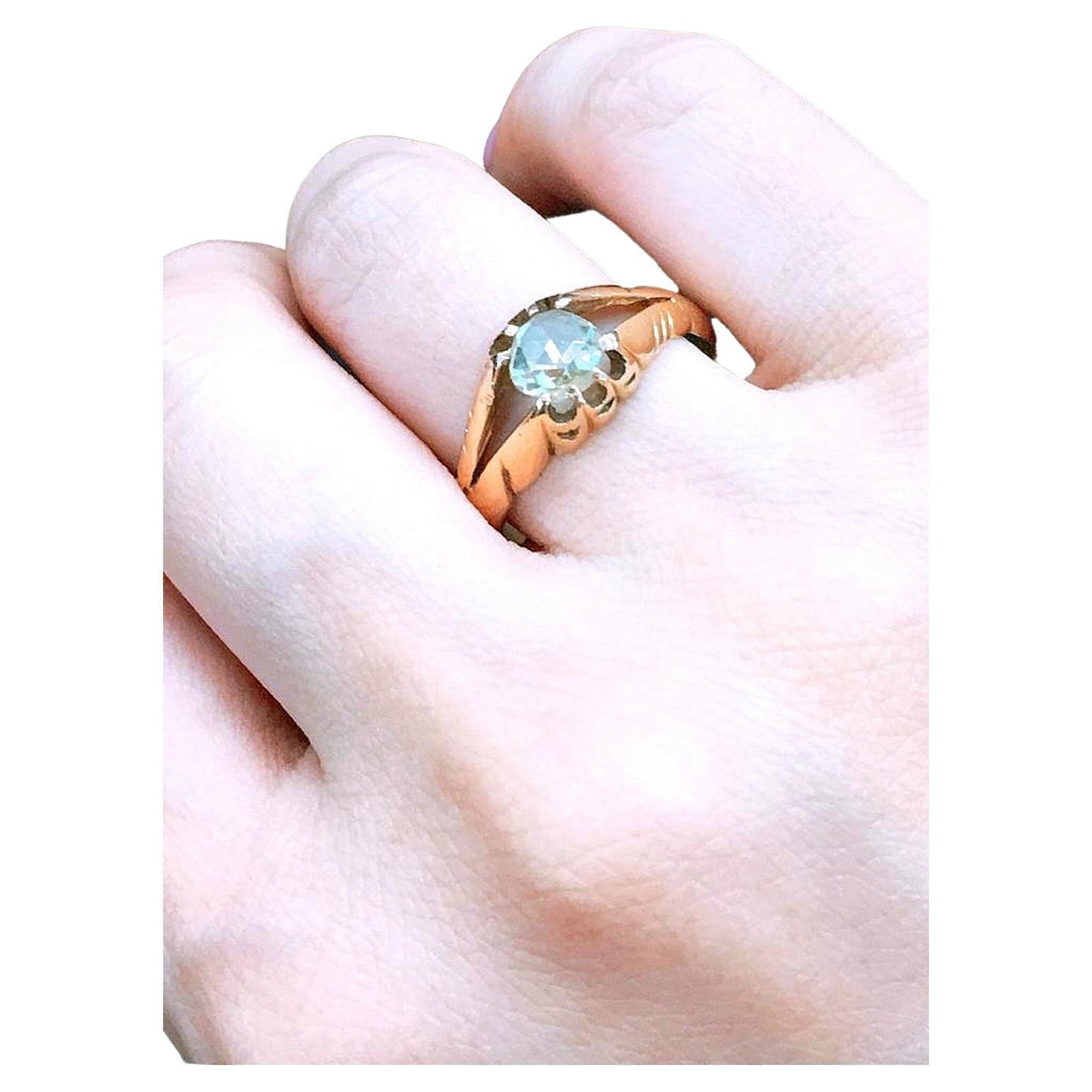 Antique Rose Cut Diamond Gold Solitare Ring In Good Condition For Sale In Cairo, EG