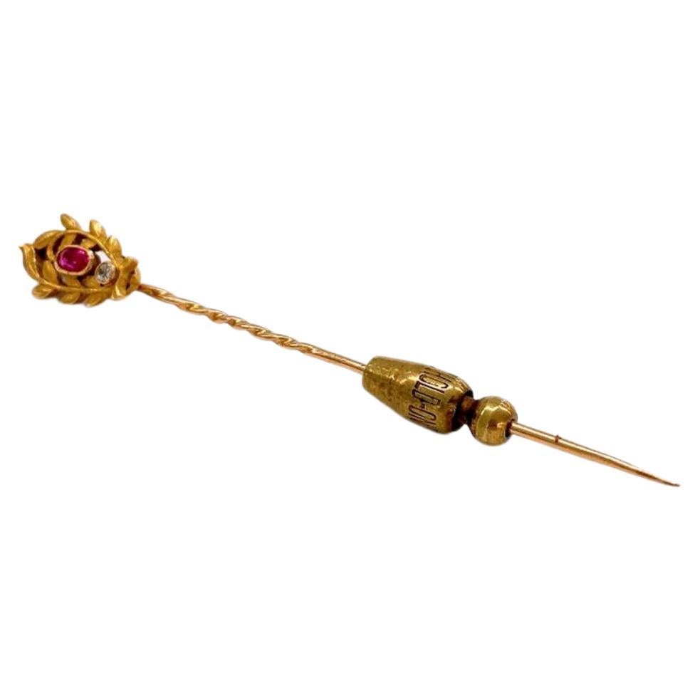 Antique Ruby And Diamond Russian Gold Pin In Good Condition For Sale In Cairo, EG