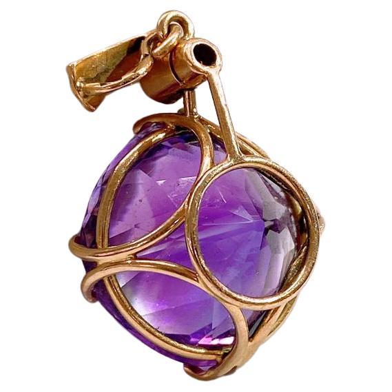 Antique Amethyst Gold Pendant In Good Condition For Sale In Cairo, EG