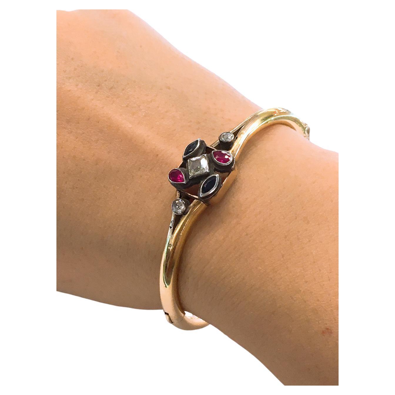 Bracelet jonc russe ancien en or avec diamants, saphirs et rubis, années 1880 en vente 1