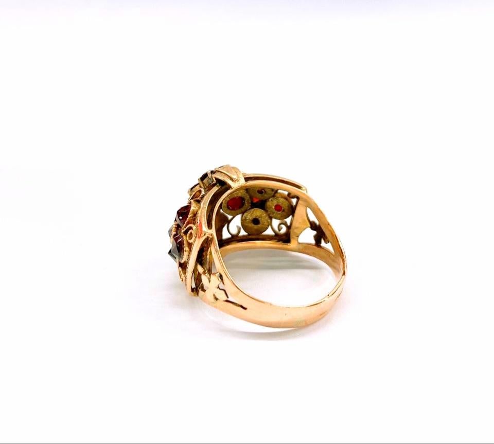 Antique Garnet Russian Gold Ring For Sale 1