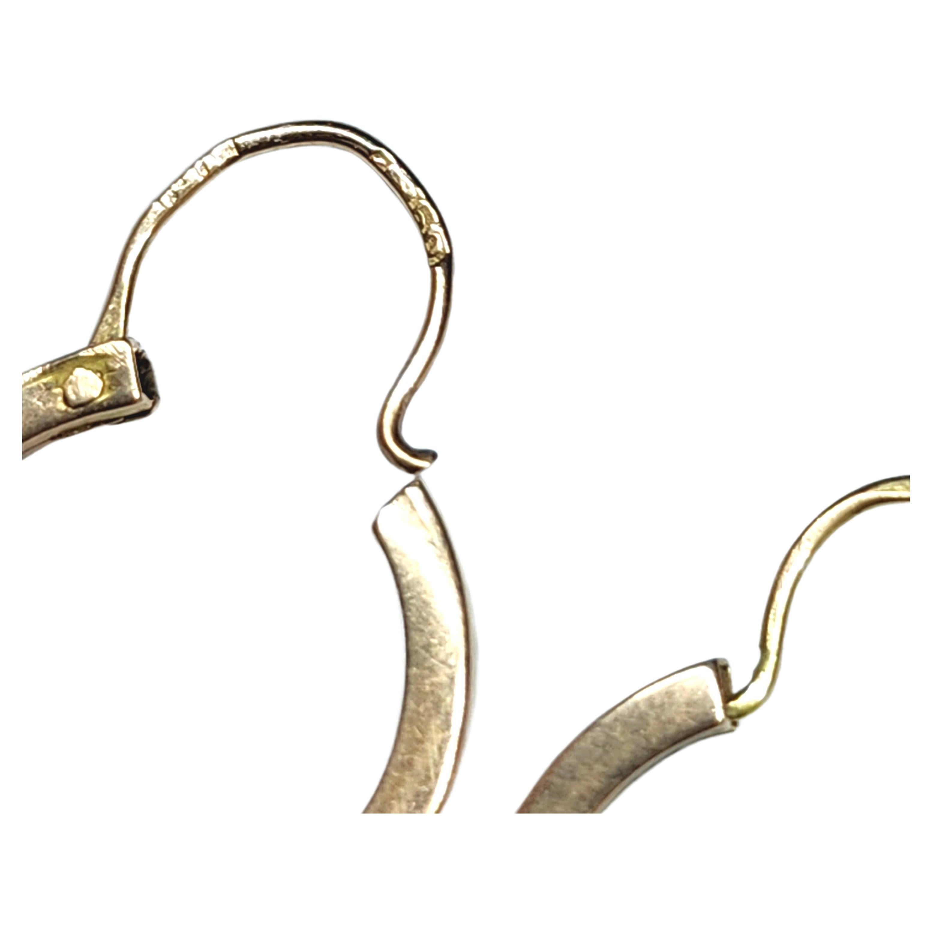 Antike russische Goldcreolen-Ohrringe aus den 1907er Jahren im Zustand „Gut“ im Angebot in Cairo, EG