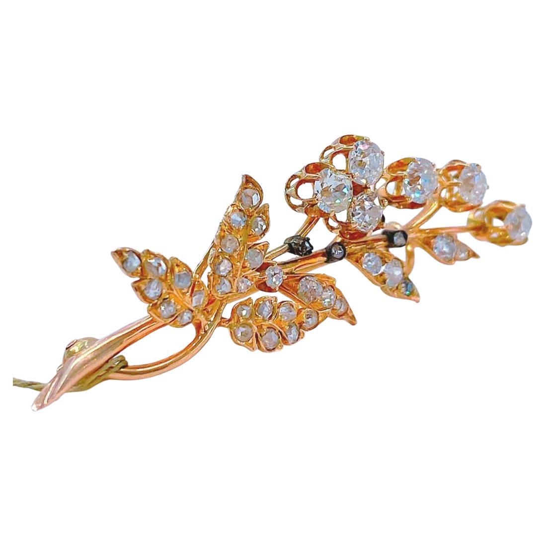 Antique 14k Gold Russian Trimblant Old Mine Cut Diamond Brooch In Good Condition In Cairo, EG