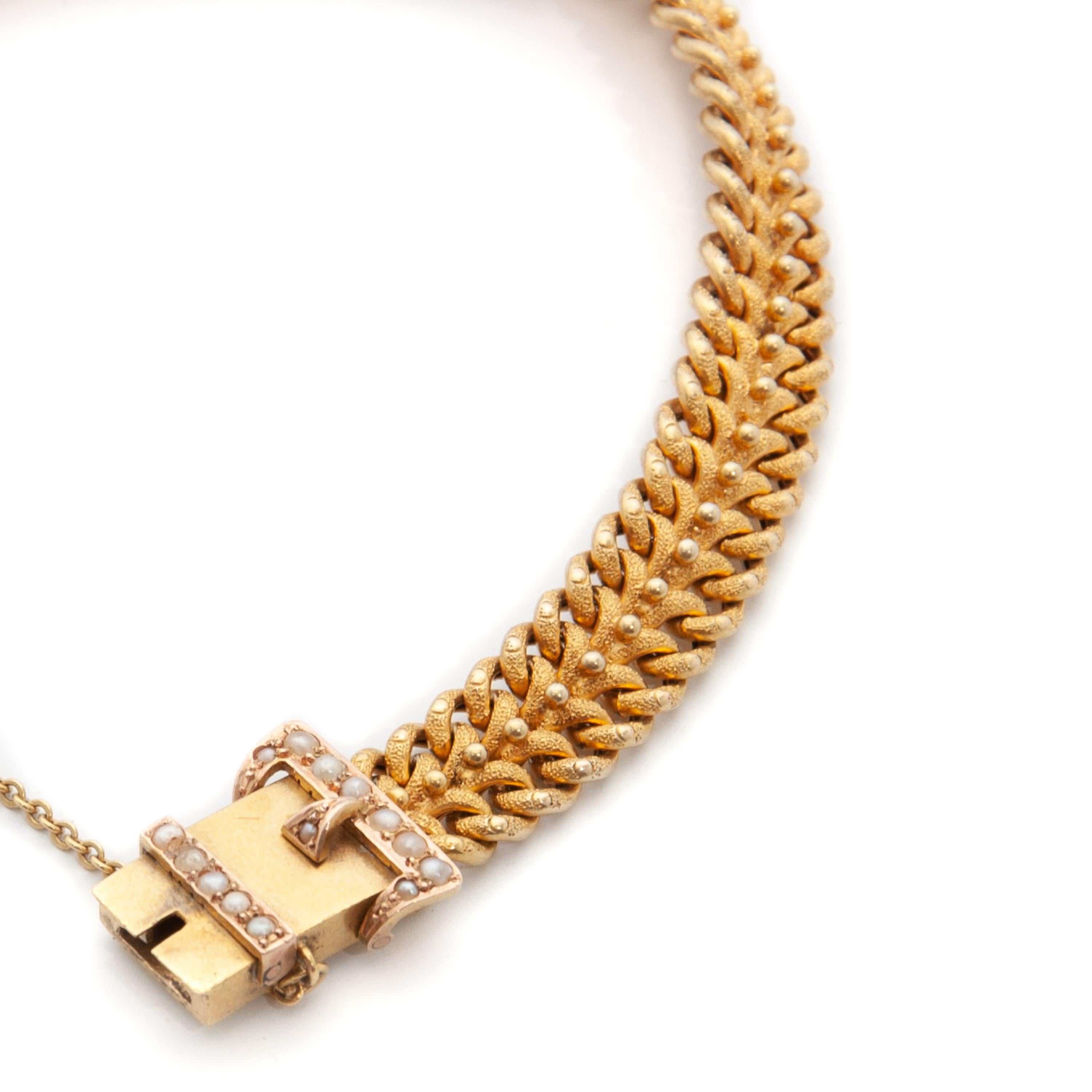 Antikes viktorianisches 14K Gold Saatperlen-Schnalle-Armband  im Angebot 1