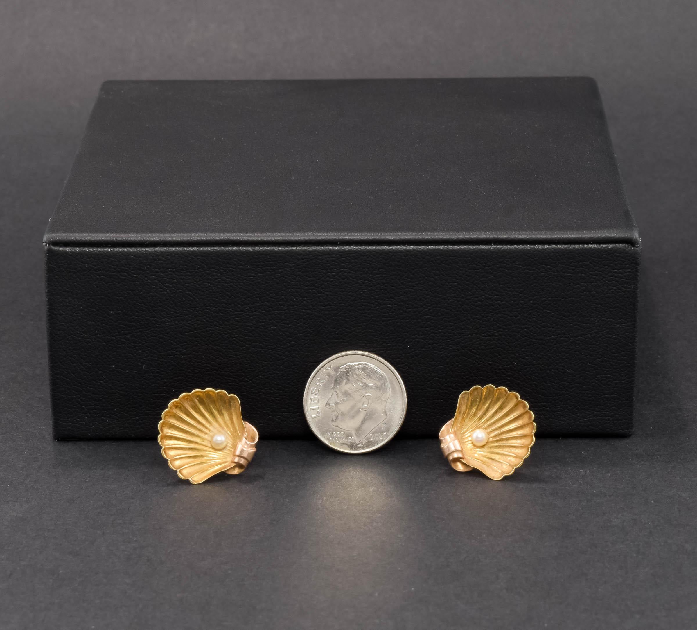 Round Cut Antique 14K Gold Shell Earrings w Pearls by Sloan & Co. French Screw Back Style For Sale