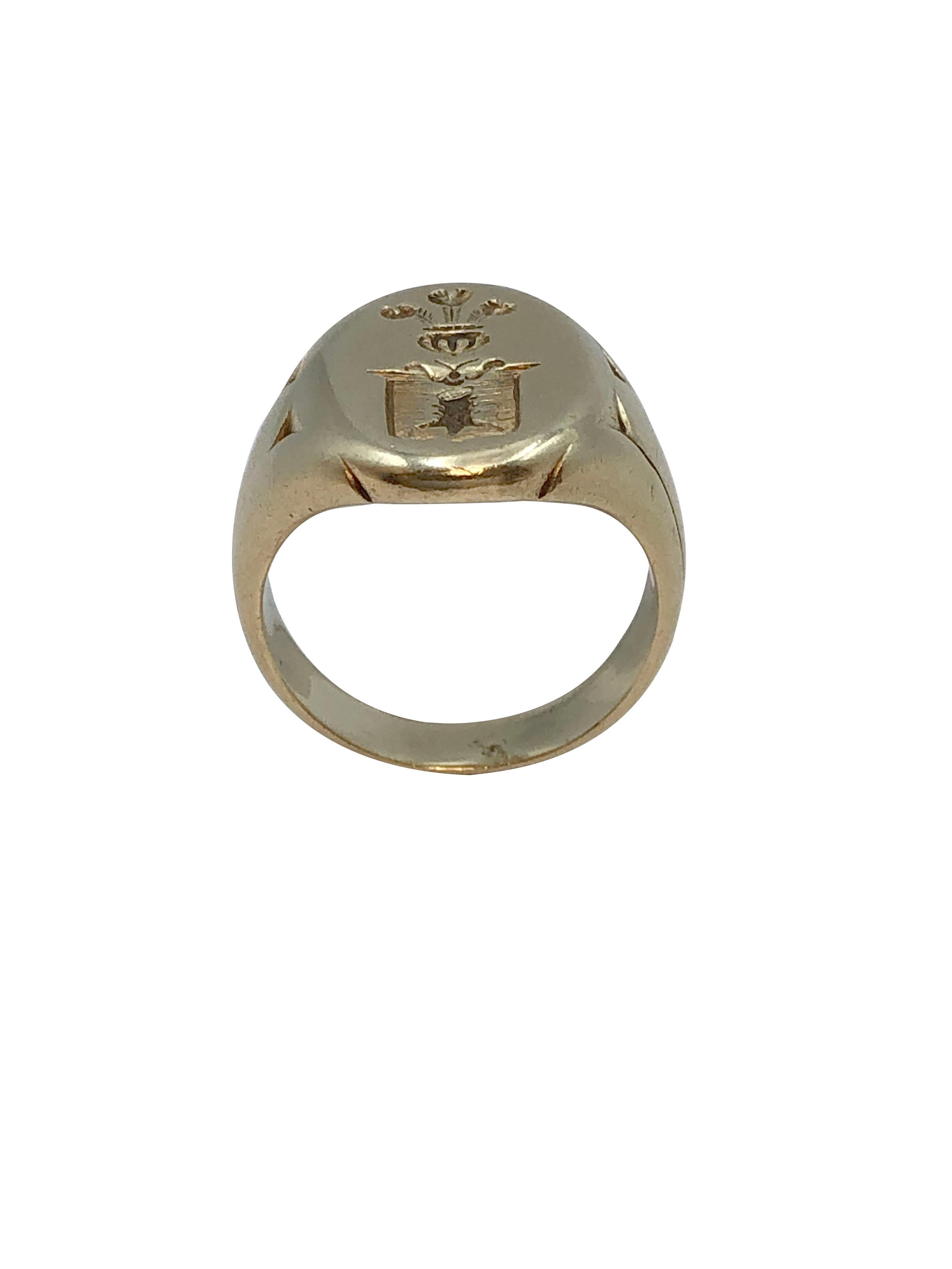 Antique 14k Gold Signet Ring In Excellent Condition In Chicago, IL