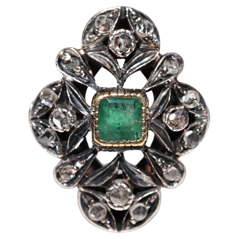 Bague ancienne en or 14 carats avec diamants naturels taille rose et émeraudes