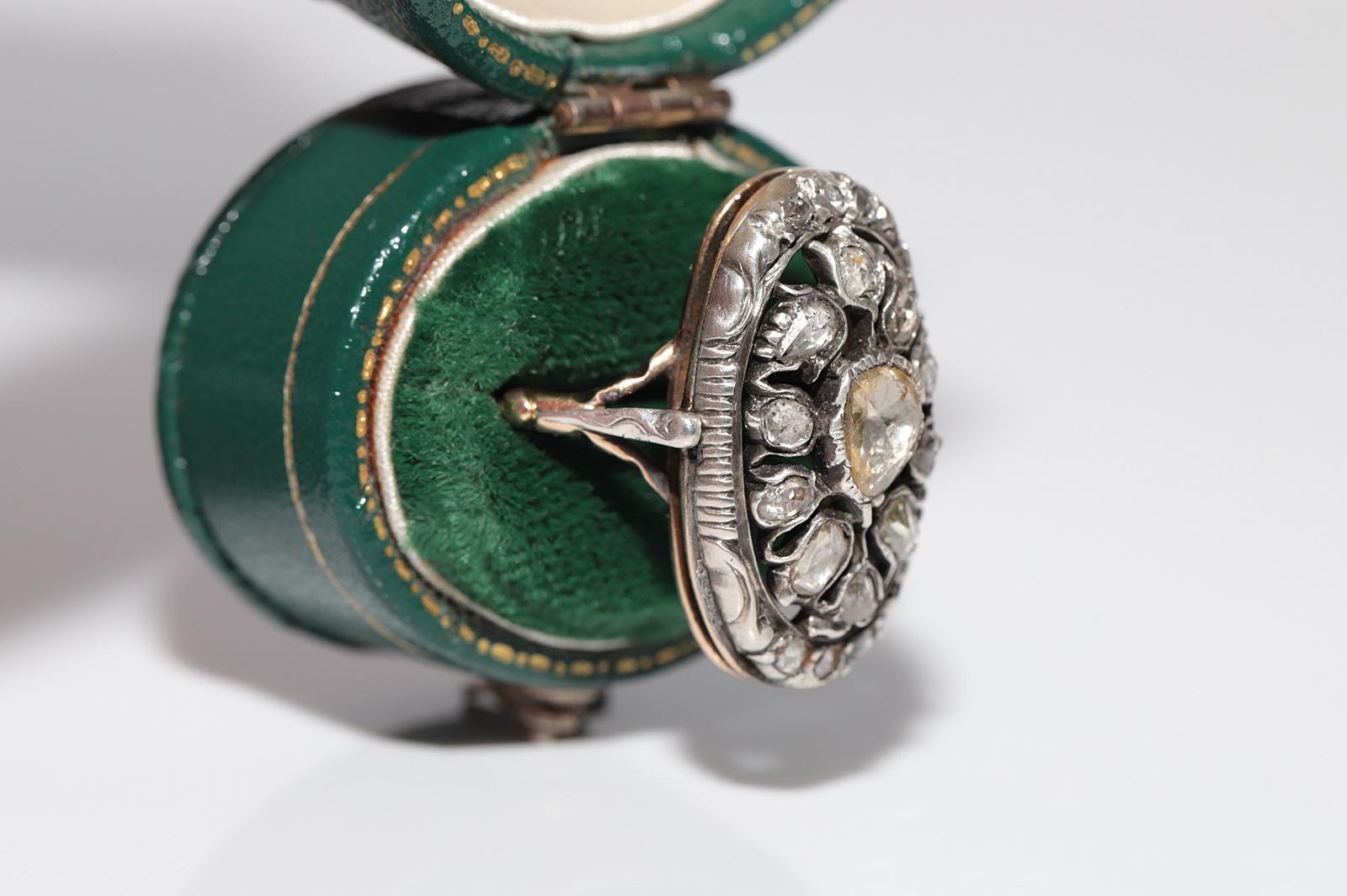 Vittoriano Anello antico in oro 14k e argento con diamante naturale taglio rosa e design a tulipano in vendita