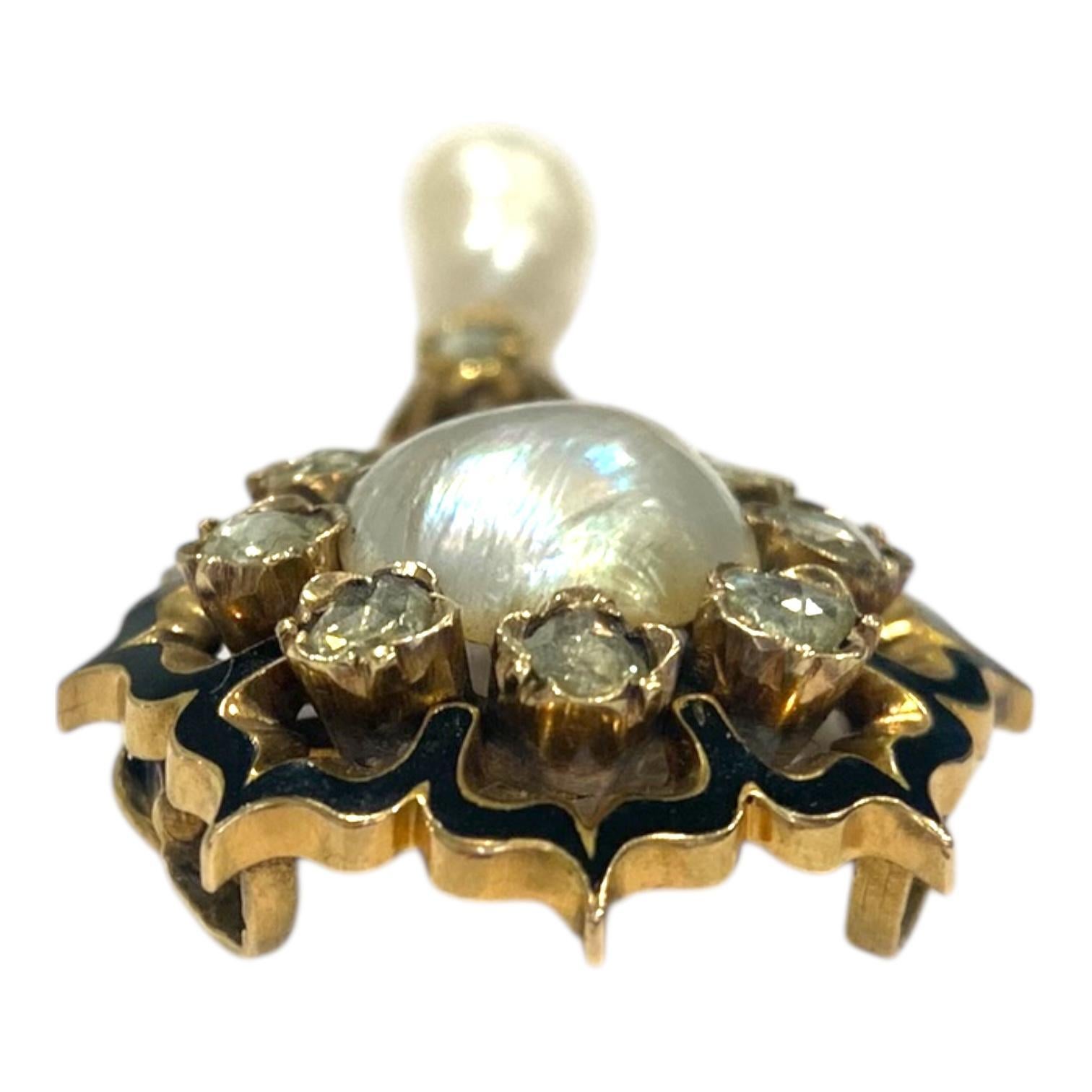 Antike 14K Perle Diamant Emaille Brosche Anhänger (Rosenschliff) im Angebot