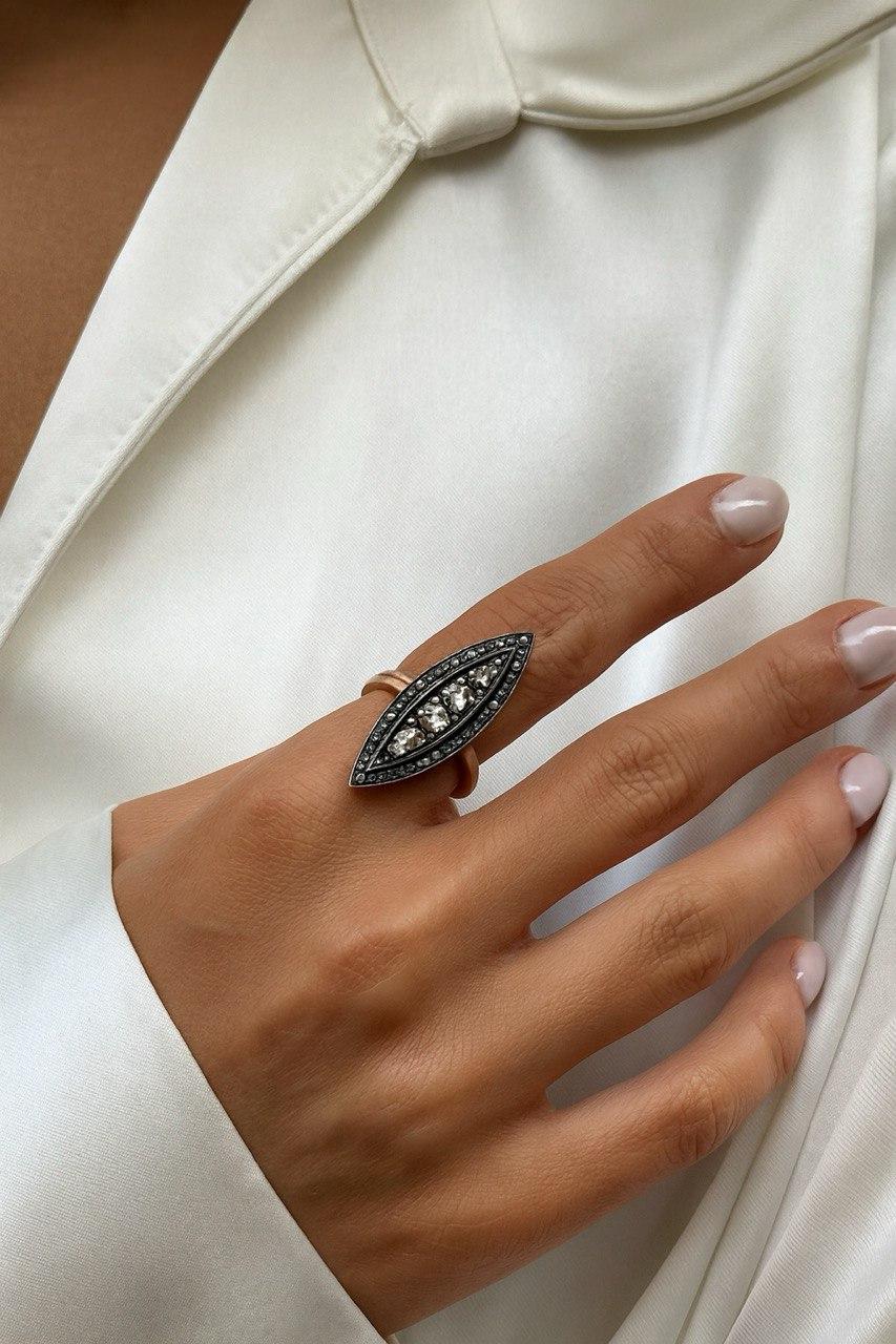 Antiguo 14k Rose-Cut Navette Anillo . en Excelente estado para la venta en Firenze, FI