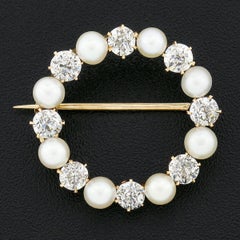 Broche couronne ancienne en forme de couronne en or jaune rosé 14 carats avec perles et diamants ronds de 1,50 carat