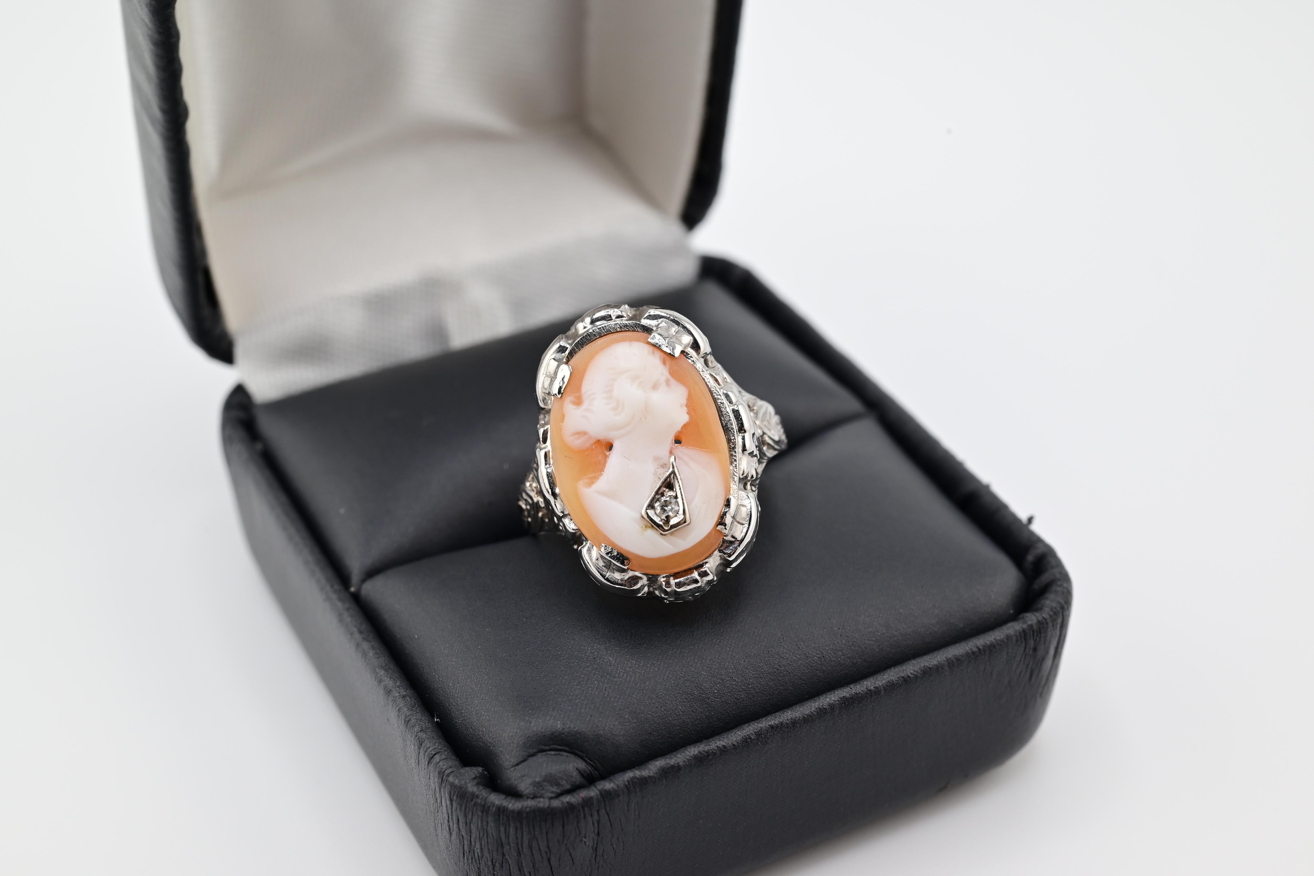 Anillo Antiguo de Oro Blanco de 14K Habille Diamante Dama Camao Ornamentado Filigrana 7.25 Art Decó
