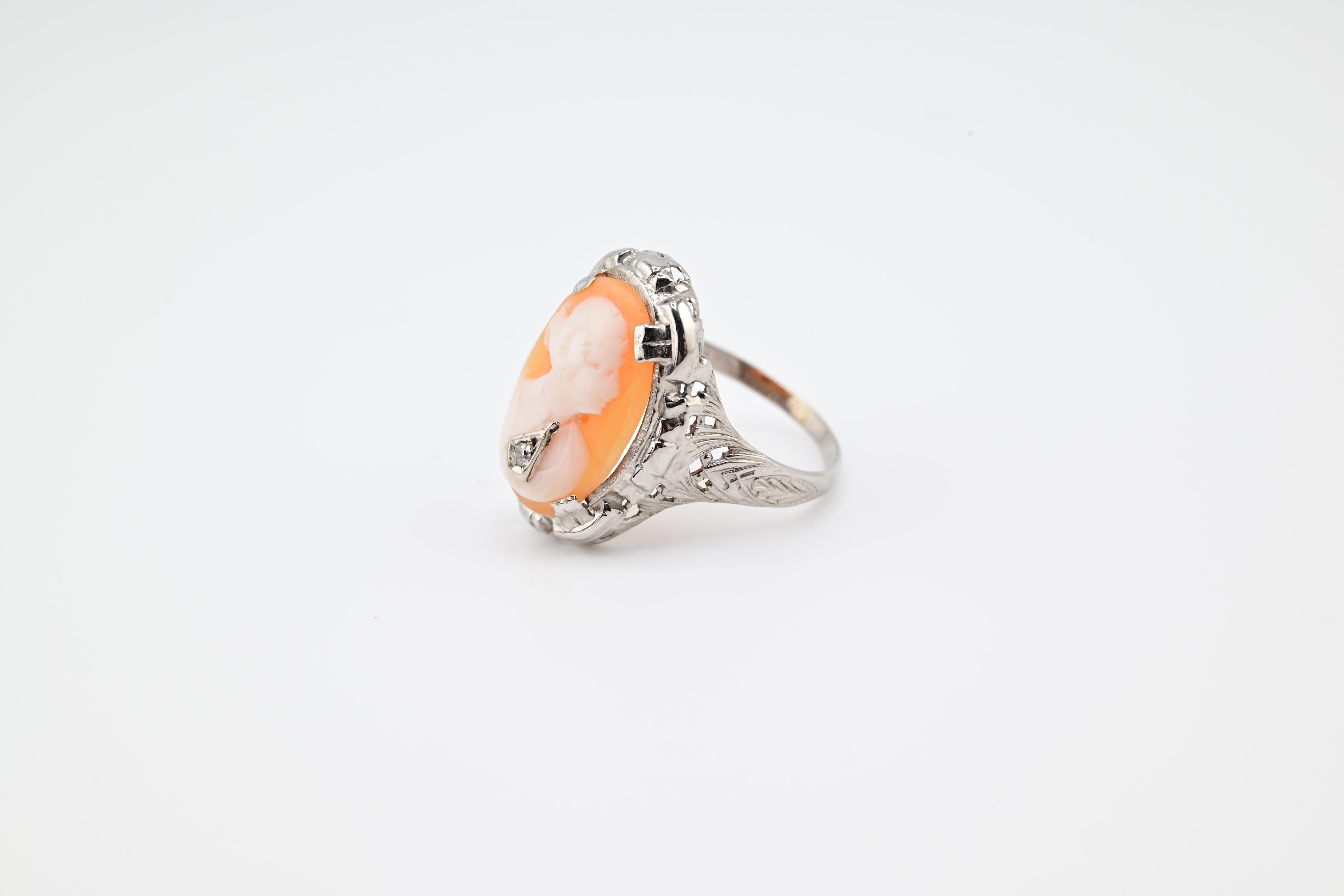Anillo Antiguo de Oro Blanco de 14K Habille Diamante Dama Camao Ornamentado Filigrana 7.25 Corte redondo