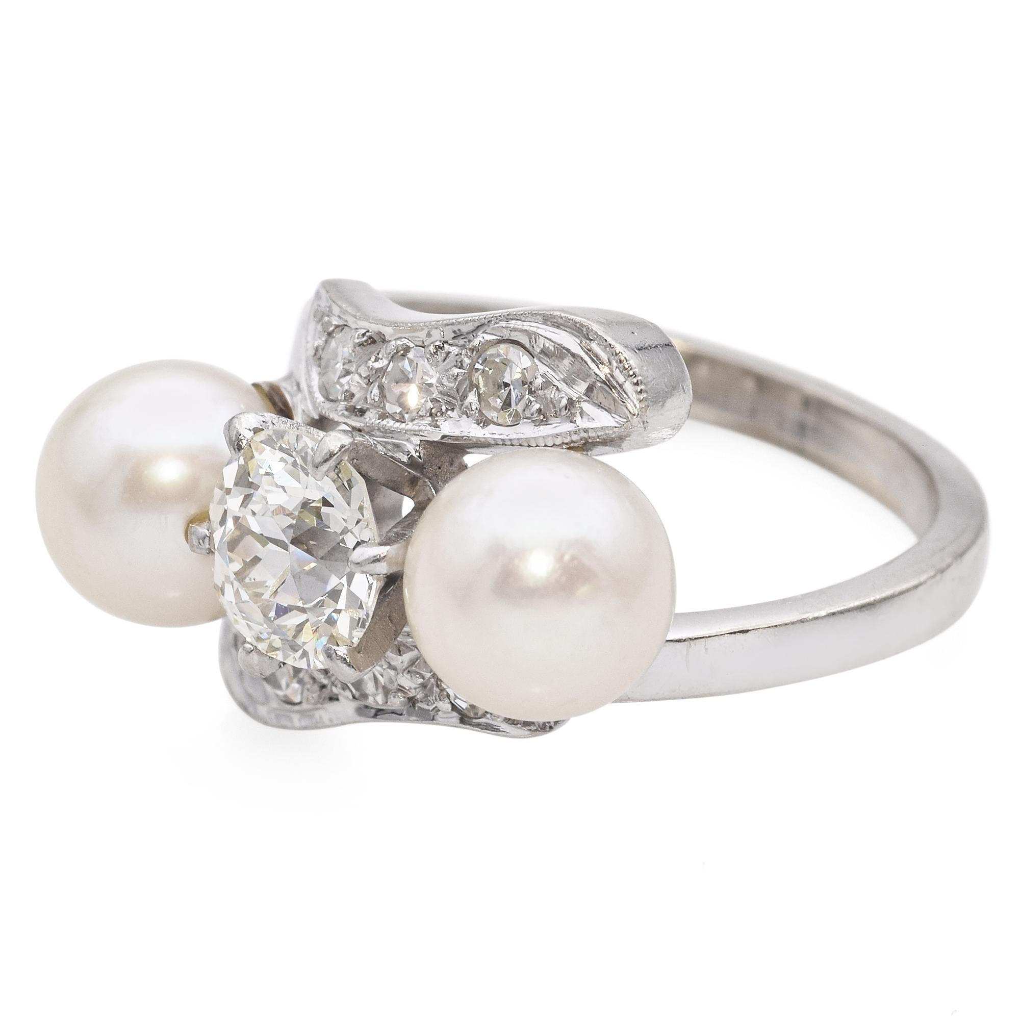 Bague ancienne en or blanc 14 carats avec perle et diamants Pour femmes en vente