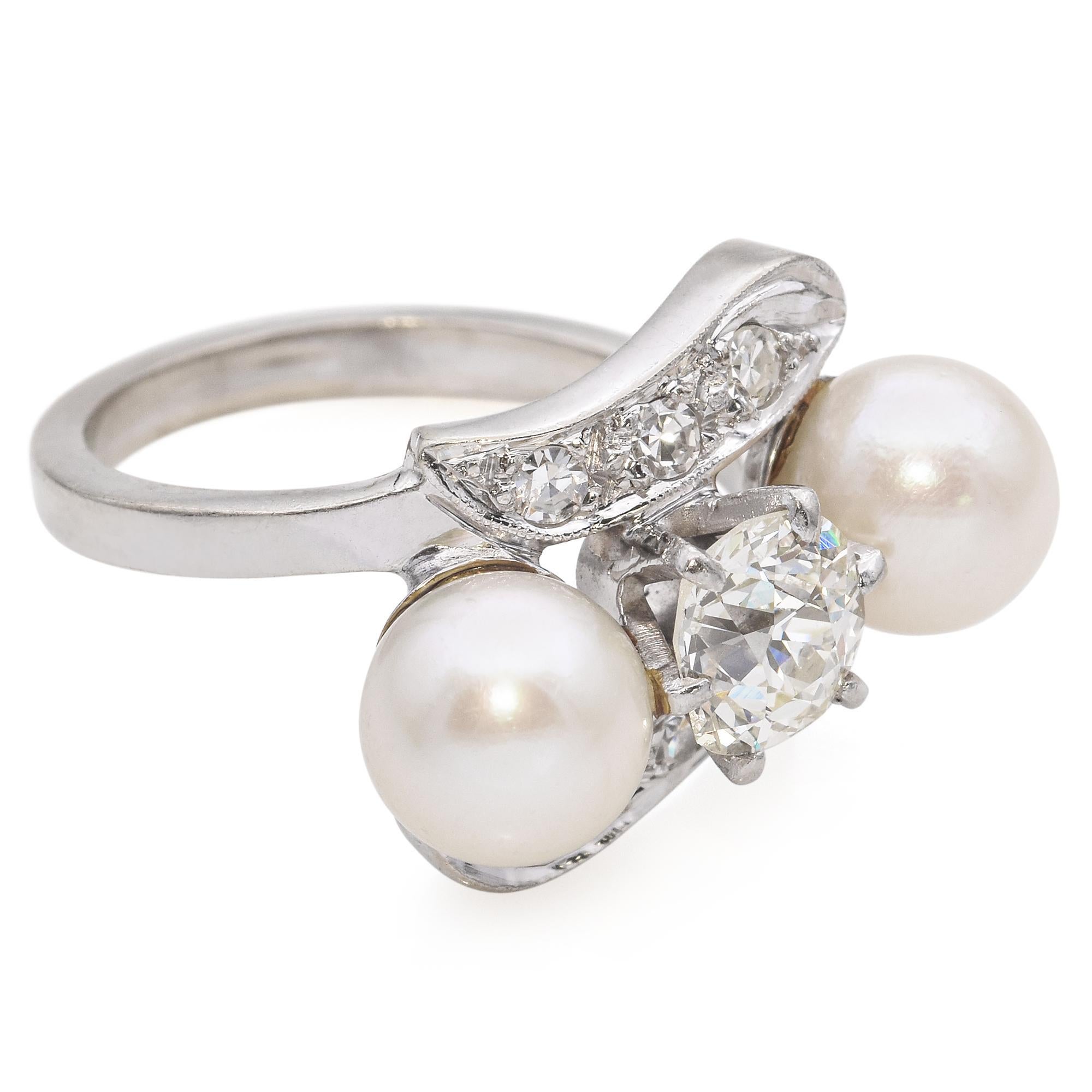 Bague ancienne en or blanc 14 carats avec perle et diamants en vente 1
