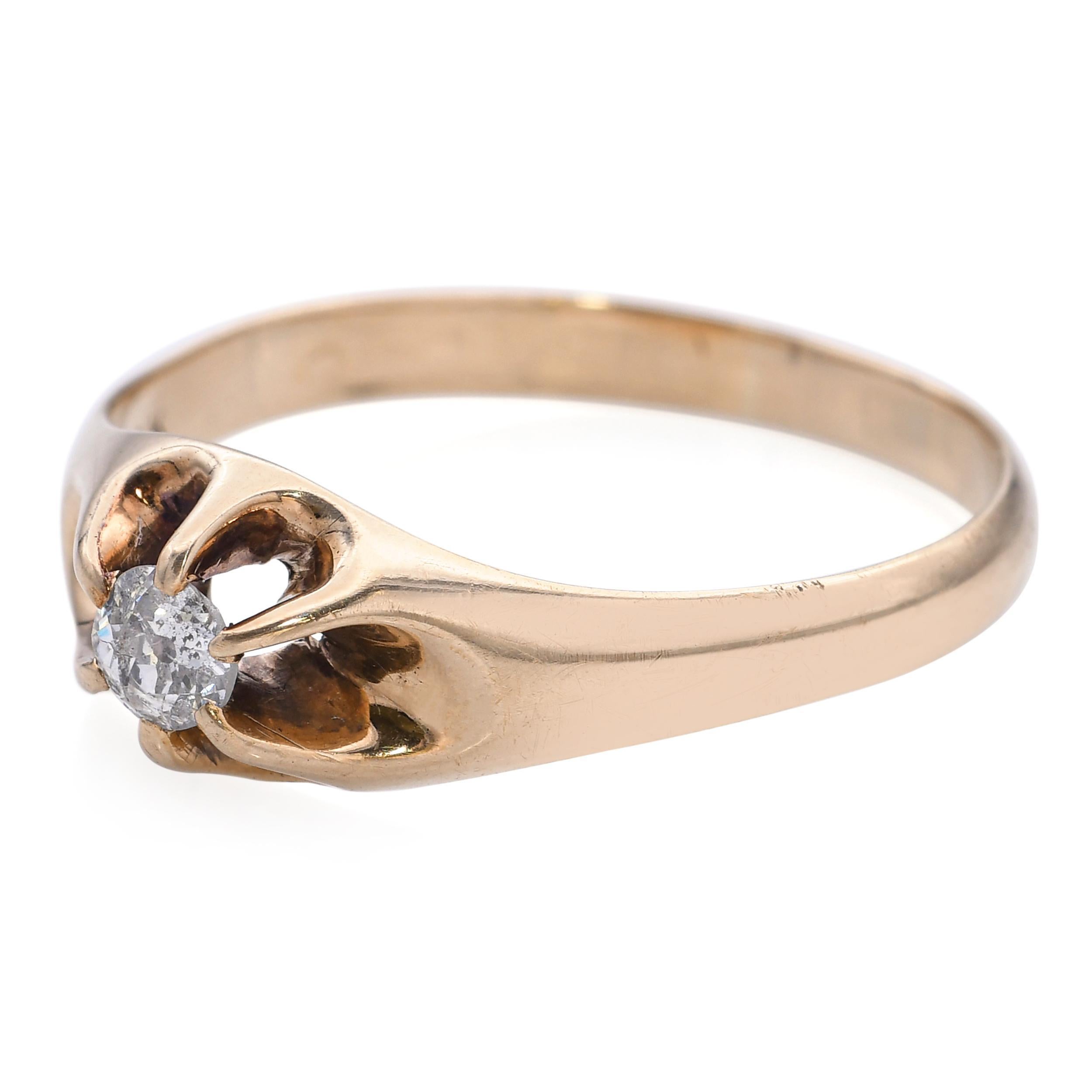 Bague ancienne en or jaune 14k 0.24ct diamant serti Belcher Bon état - En vente à New York, NY