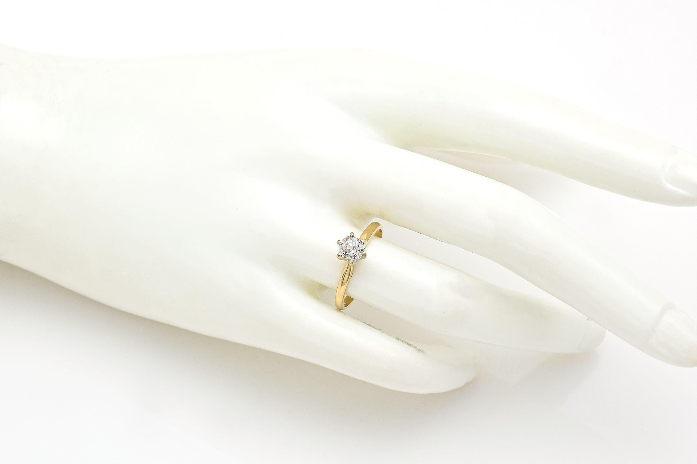 Bague de fiançailles solitaire en or jaune 14k antique 0,56ct Old Euro Cut Diamond en vente 1