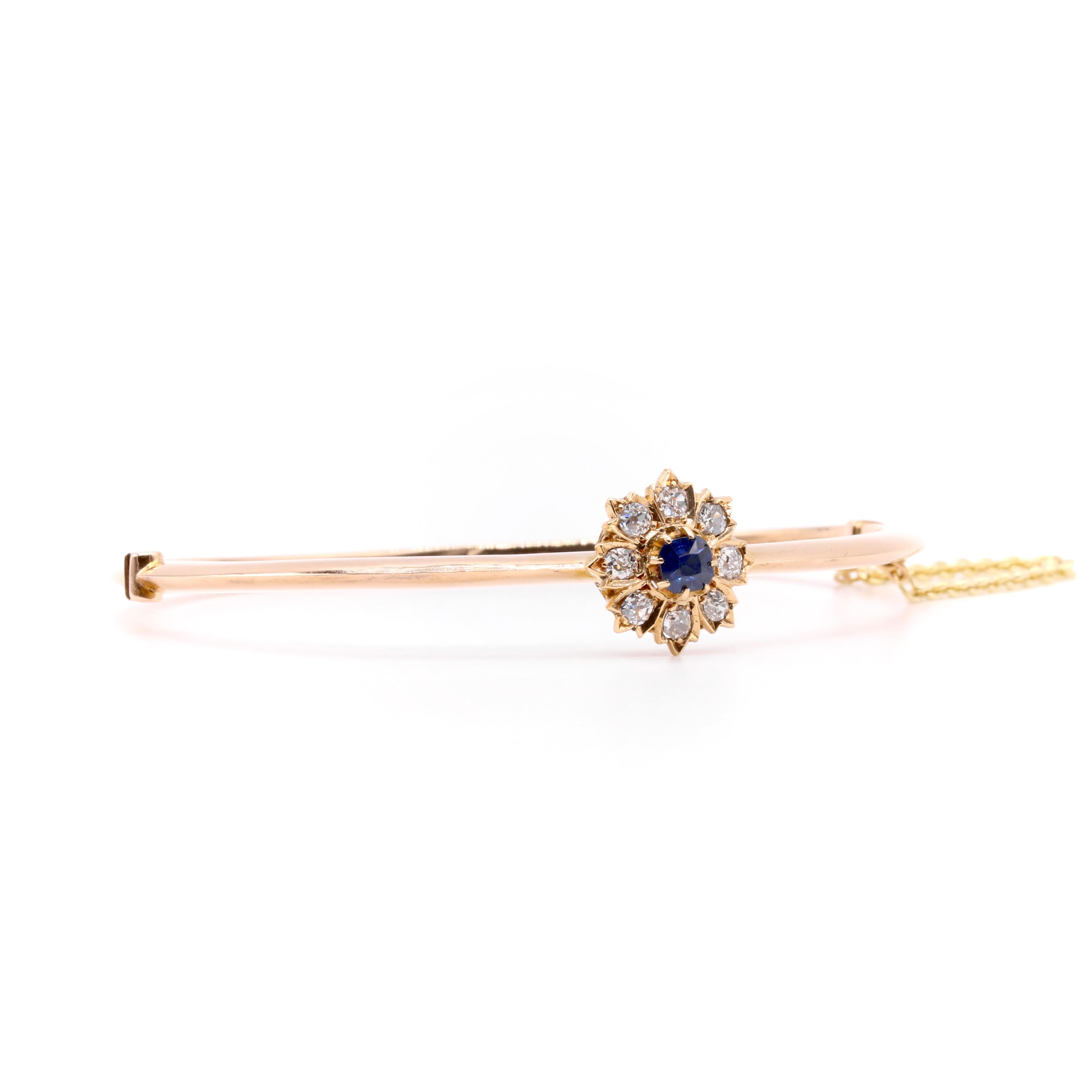 Antique 14K Yellow Gold 0.73tgw Sapphire & Old Cut Diamond Floral Cluster Bangle In Good Condition For Sale In Staines-Upon-Thames, GB