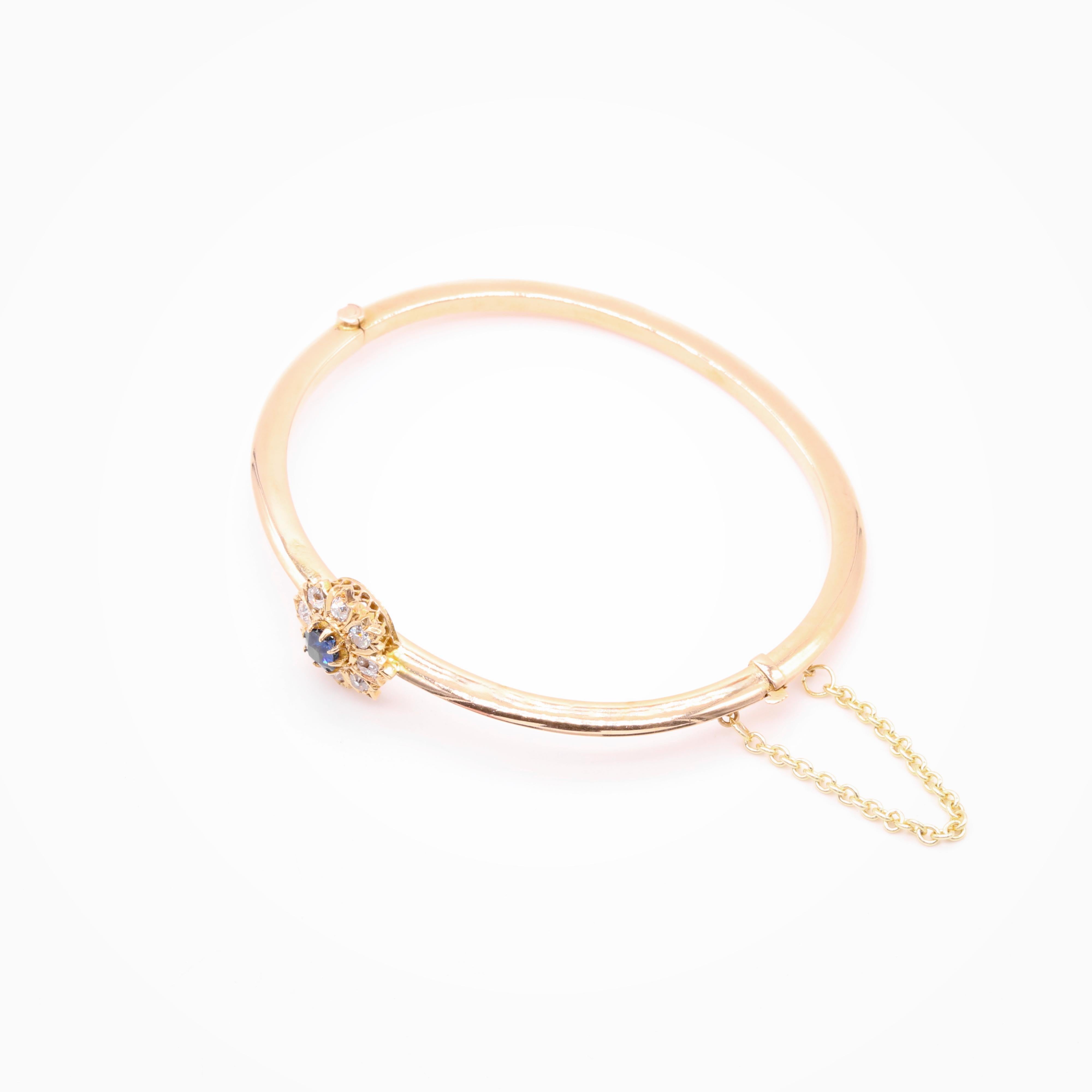 Antique 14K Yellow Gold 0.73tgw Sapphire & Old Cut Diamond Floral Cluster Bangle For Sale 3