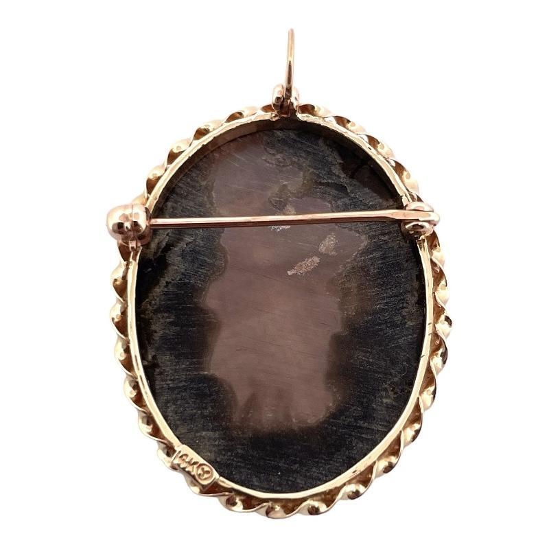 Retro Antique 14K Yellow Gold Carved Mother of Pearl Cameo Brooch Pendant For Sale