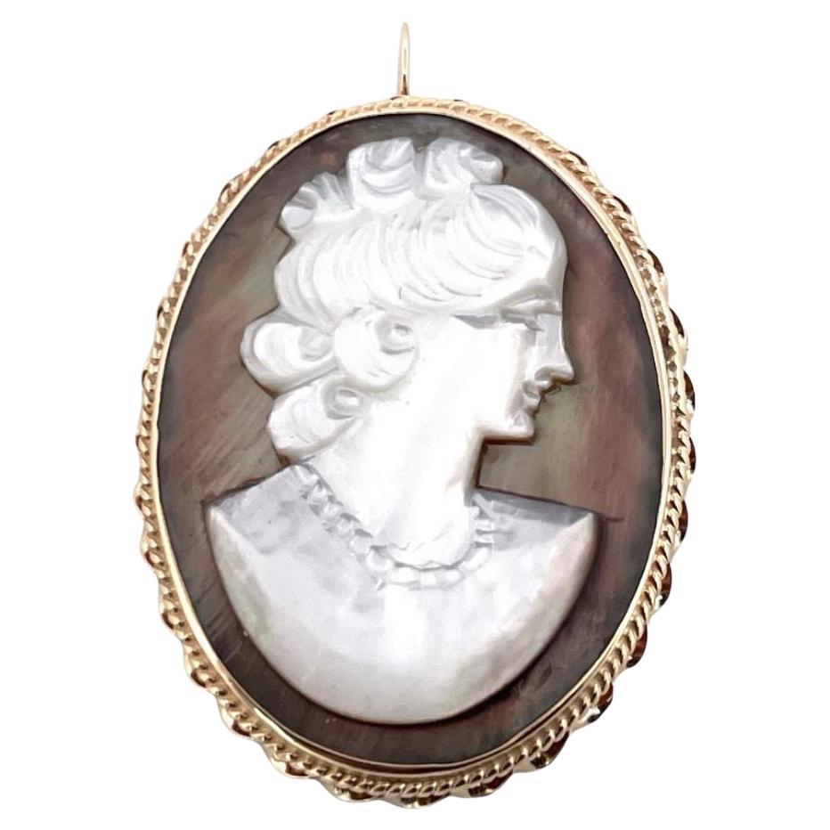 Antique 14K Yellow Gold Carved Mother of Pearl Cameo Brooch Pendant For Sale