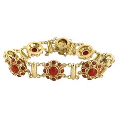 Bracelet ancien en or jaune 14k au corail, 19 cm, 21.8g, Circa 1870