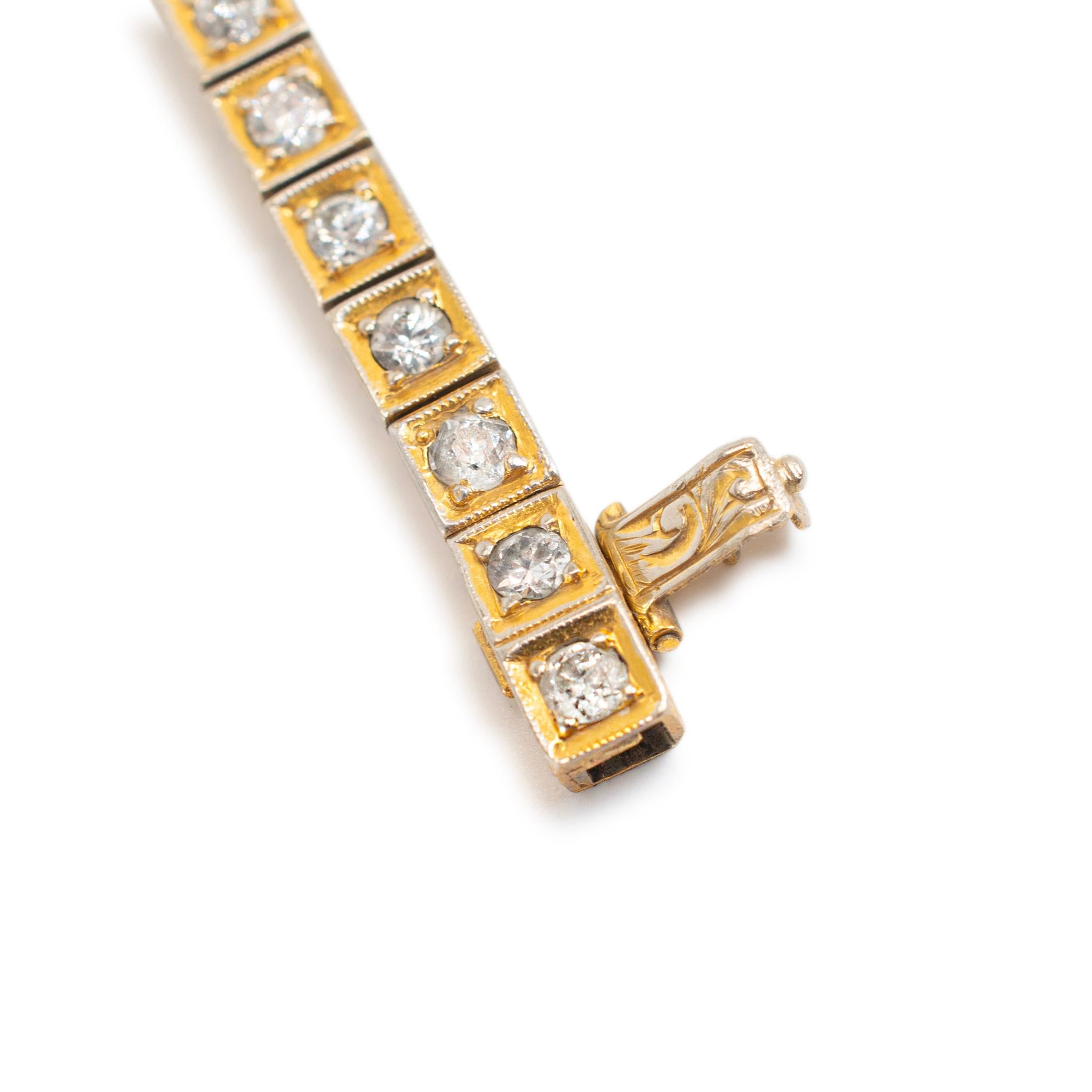 Antiguo Brazalete de Tenis de Eslabones Cuadrados Filigranados con Diamantes en Oro Amarillo de 14 K en venta 1