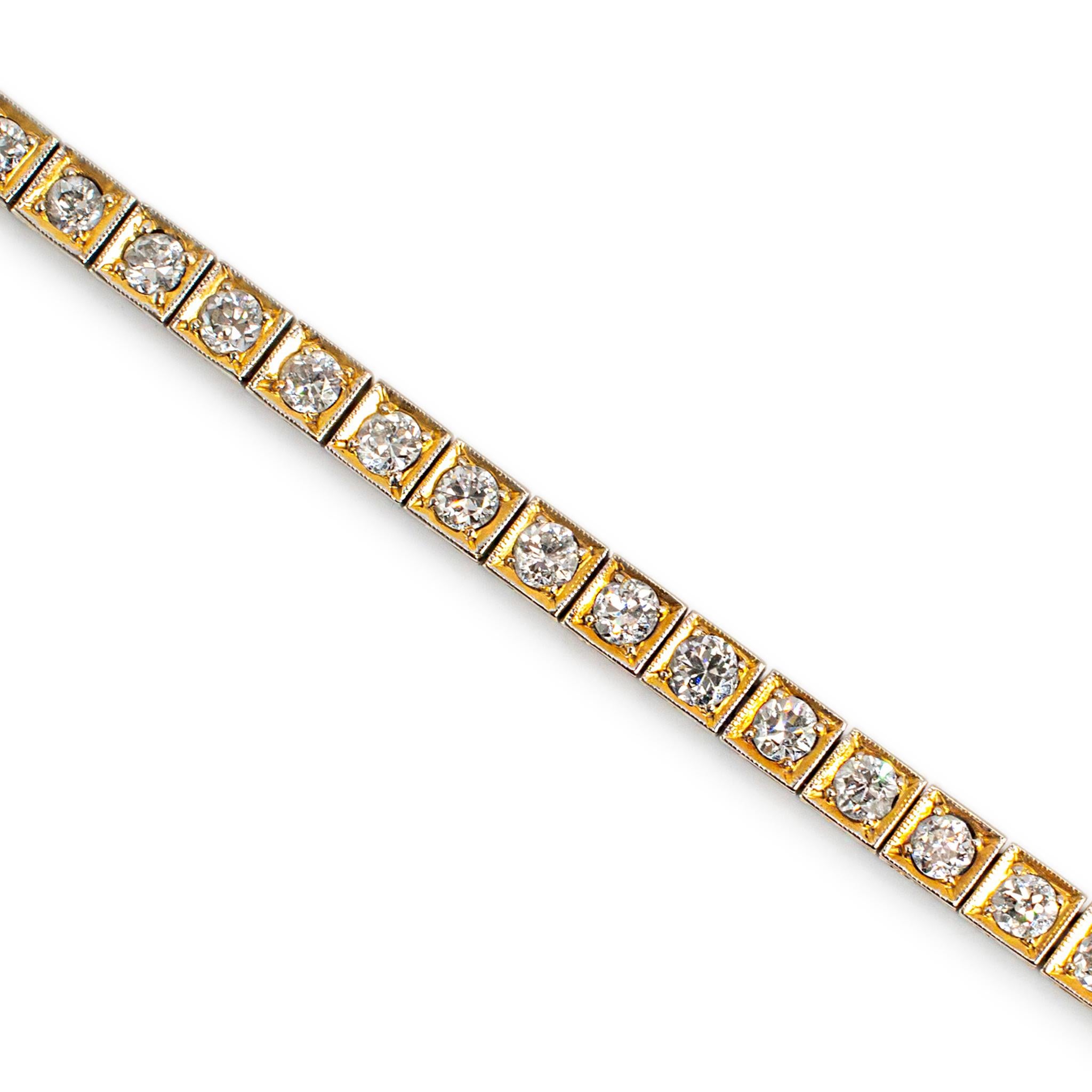 Antiguo Brazalete de Tenis de Eslabones Cuadrados Filigranados con Diamantes en Oro Amarillo de 14 K en venta 2