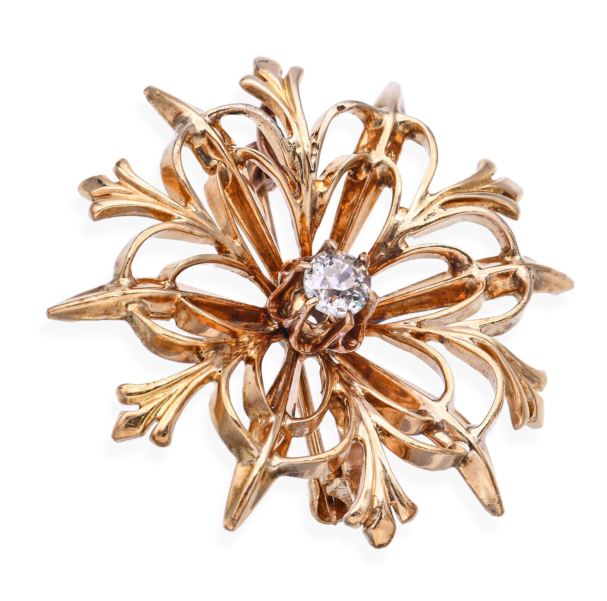Broche ancienne en or jaune 14k avec étoile et diamant en vente 1