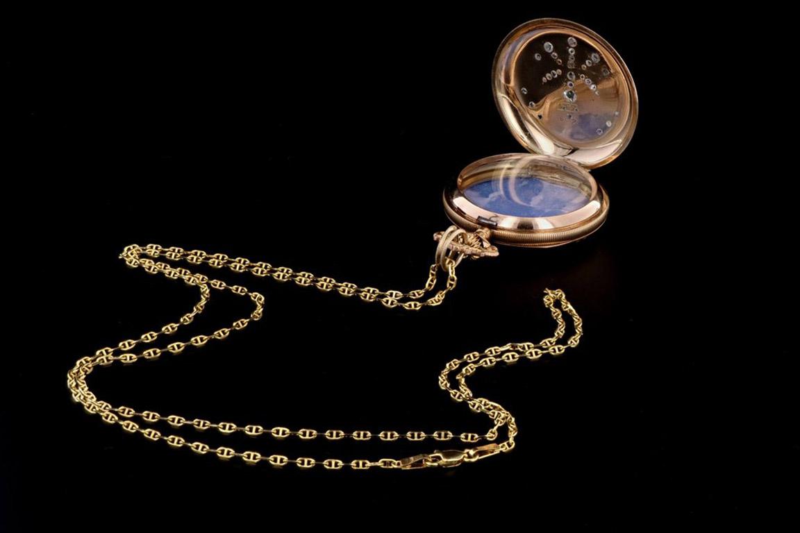 Antique 14K Yellow Gold Enamel and Rose Cut Diamond Pendant Necklace 1