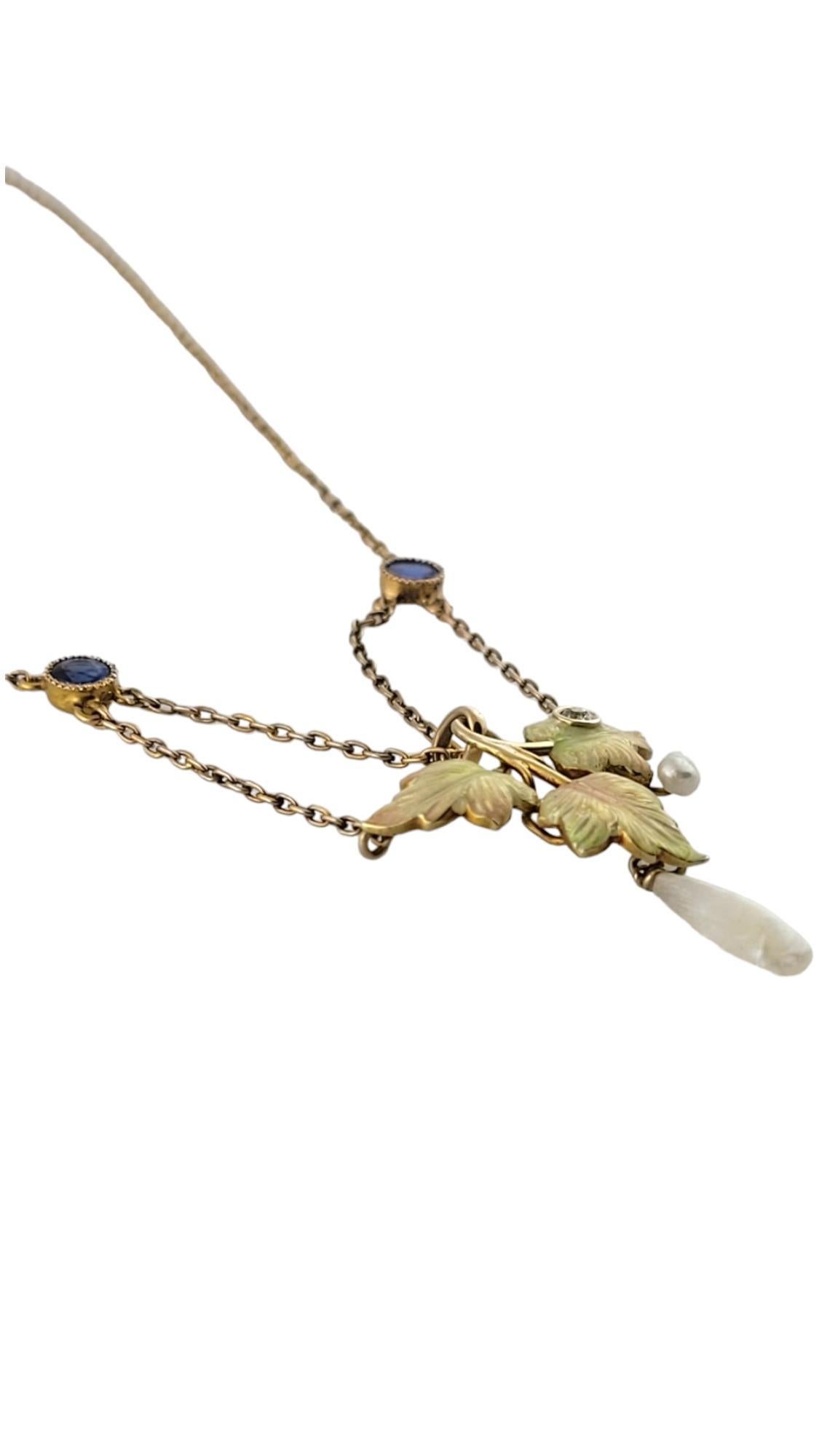 Antike 14K Gelbgold emaillierte Blatt-Diamant-Halskette mit blauem Granat #16978 (Art nouveau) im Angebot