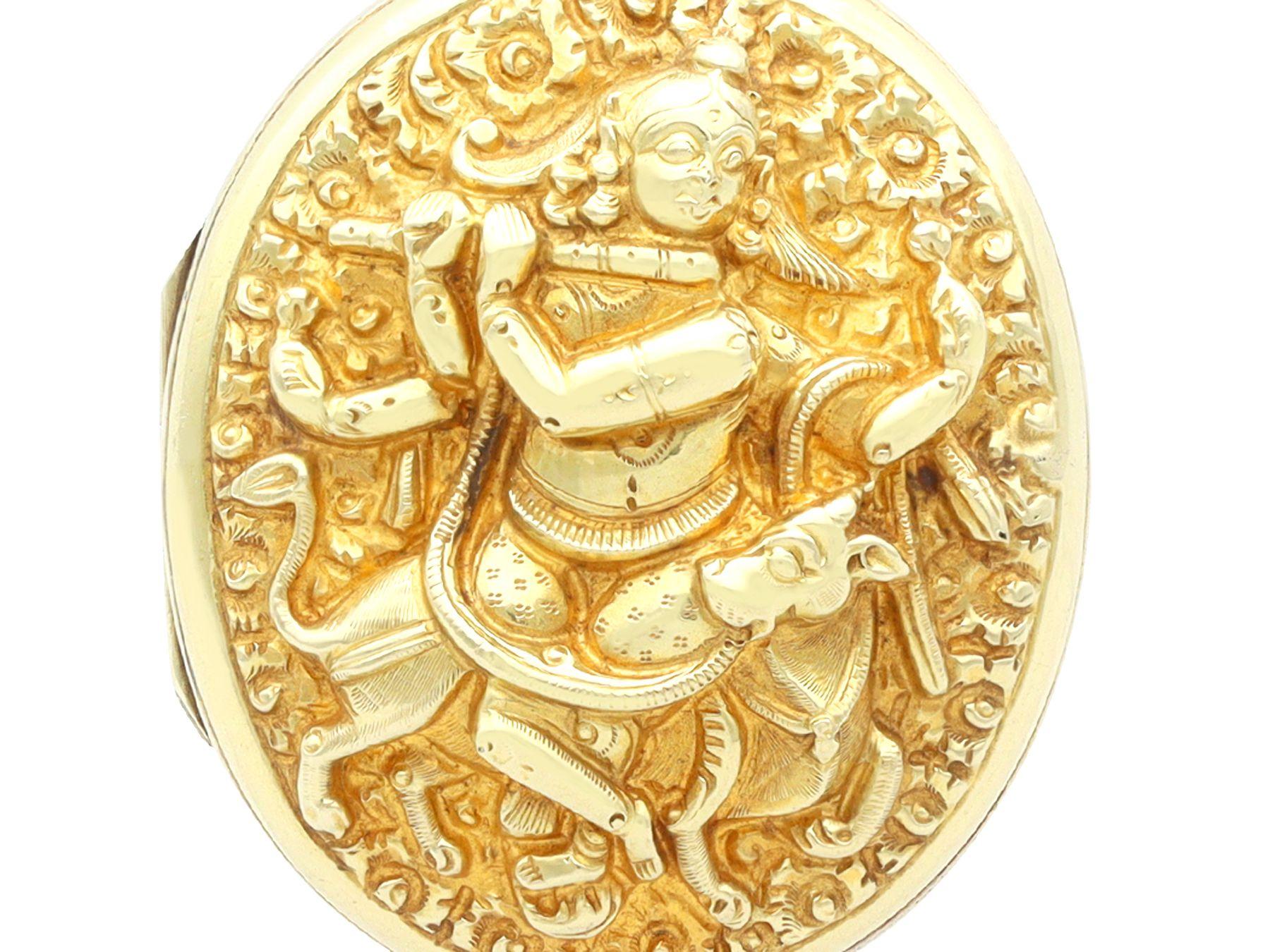 Antiker 14k Gelbgold Medaillon-Anhänger für Damen oder Herren im Angebot