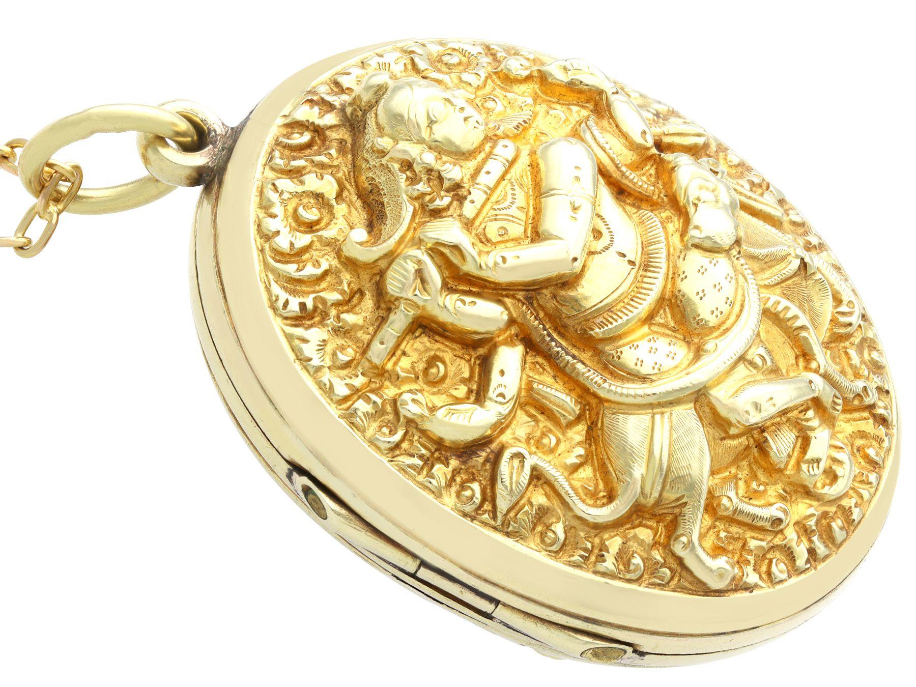 Antique 14k Yellow Gold Locket Pendant In Excellent Condition For Sale In Jesmond, Newcastle Upon Tyne
