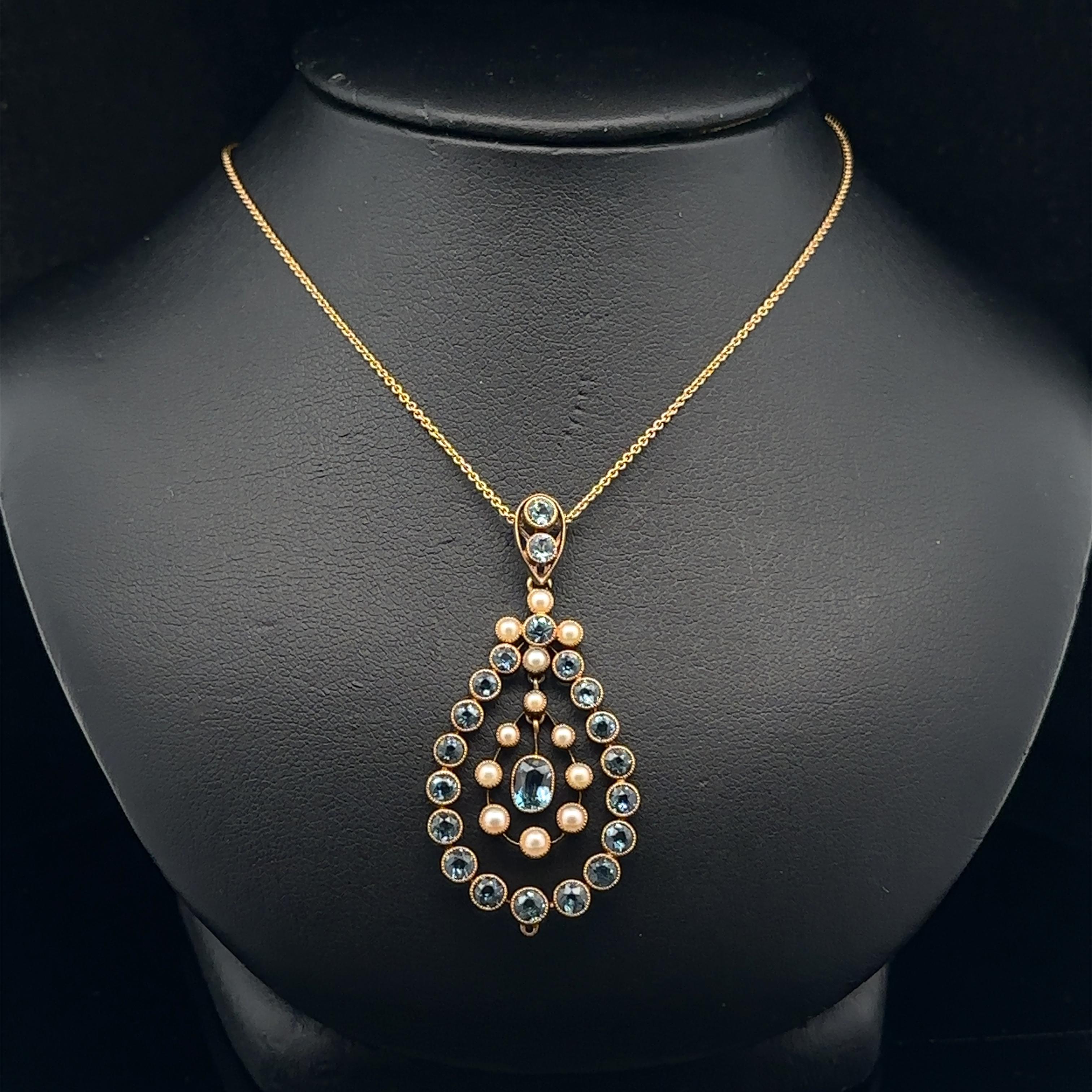 De las mujeres Collar colgante antiguo de oro amarillo de 14k con aguamarina antigua y perla grande en venta