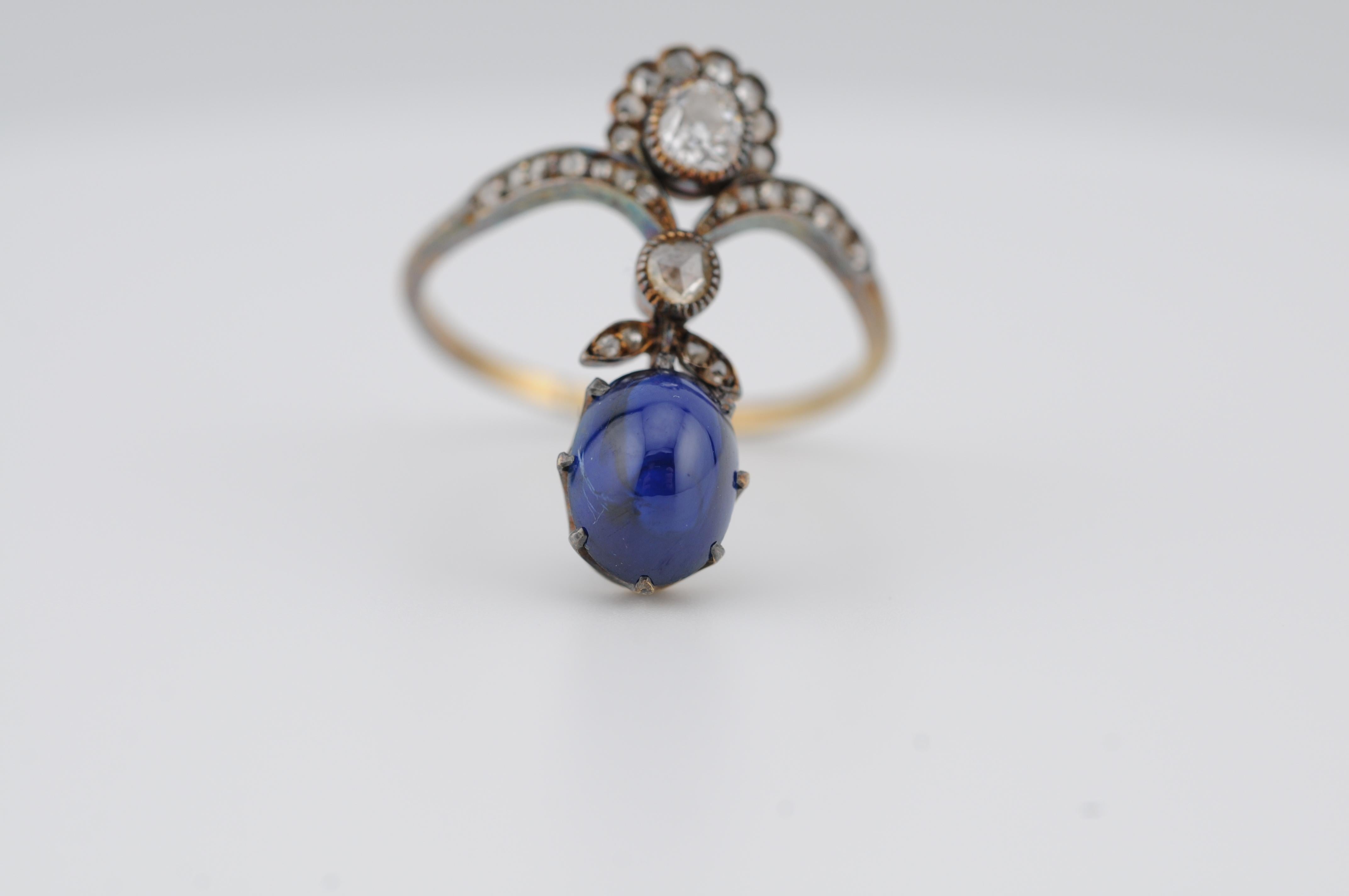 Bague ancienne en or jaune 14 carats avec saphir bleu roi en vente 8