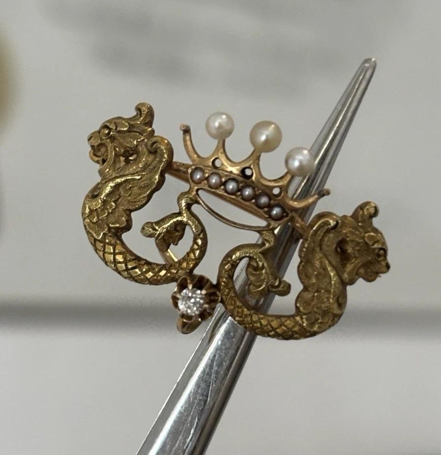 Antike 14K Gelbgold Samen Perle & Diamant 3,18g Dragon Crown Enhancer Brosche im Angebot 3