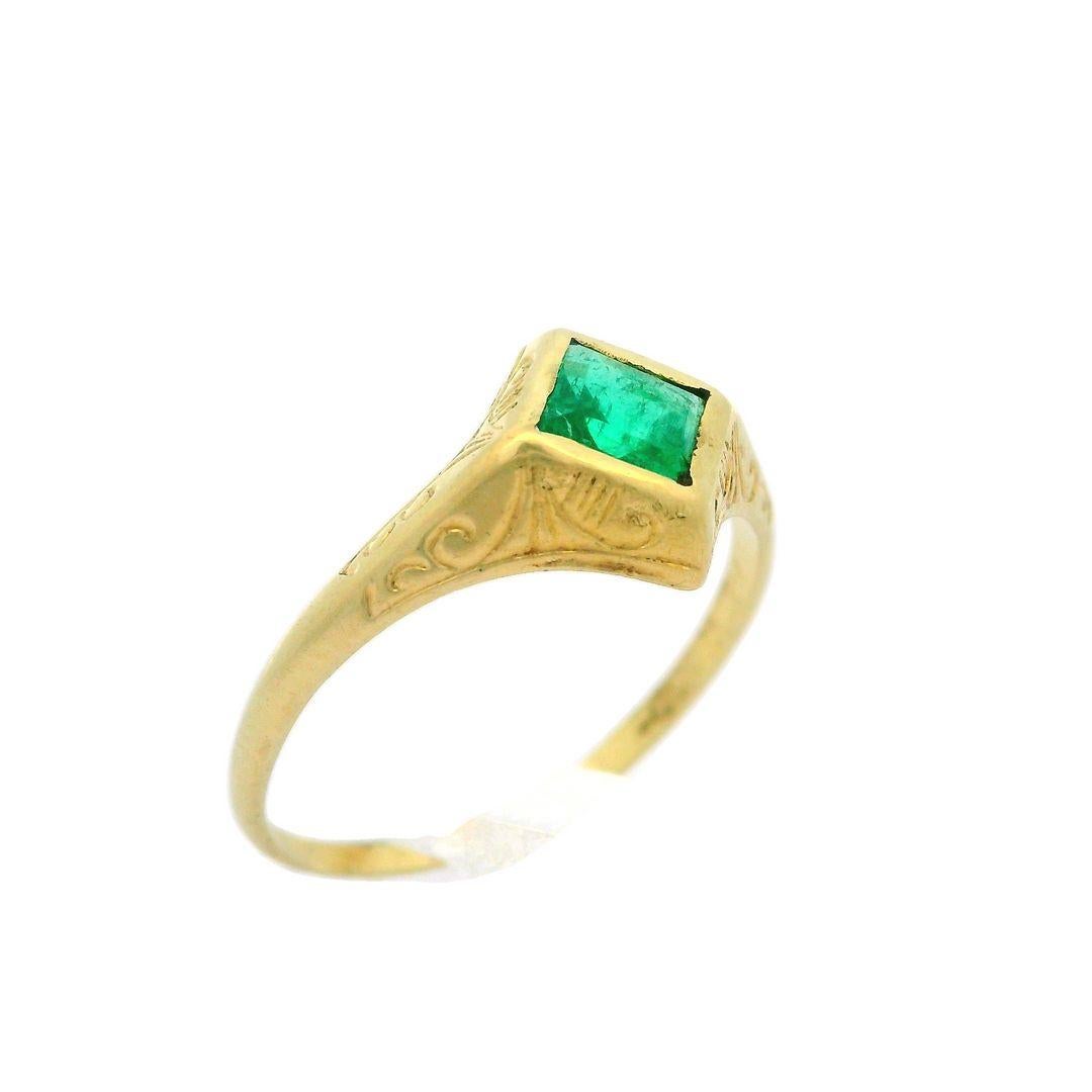 Women's Antique 14k Yellow Gold Square Step Cut Emerald Hand Engraved Ring Size 4.5 For Sale