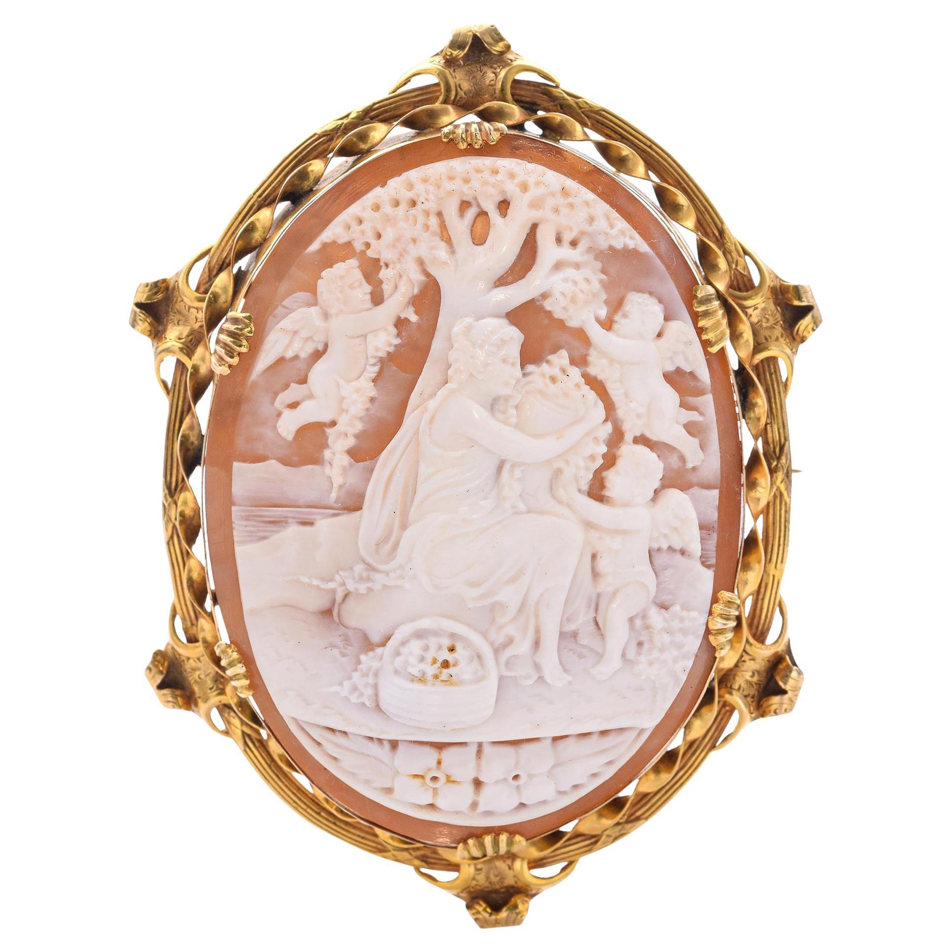 Antique 14k Yellow Gold "Venus with Cherubs" Cameo Brooch