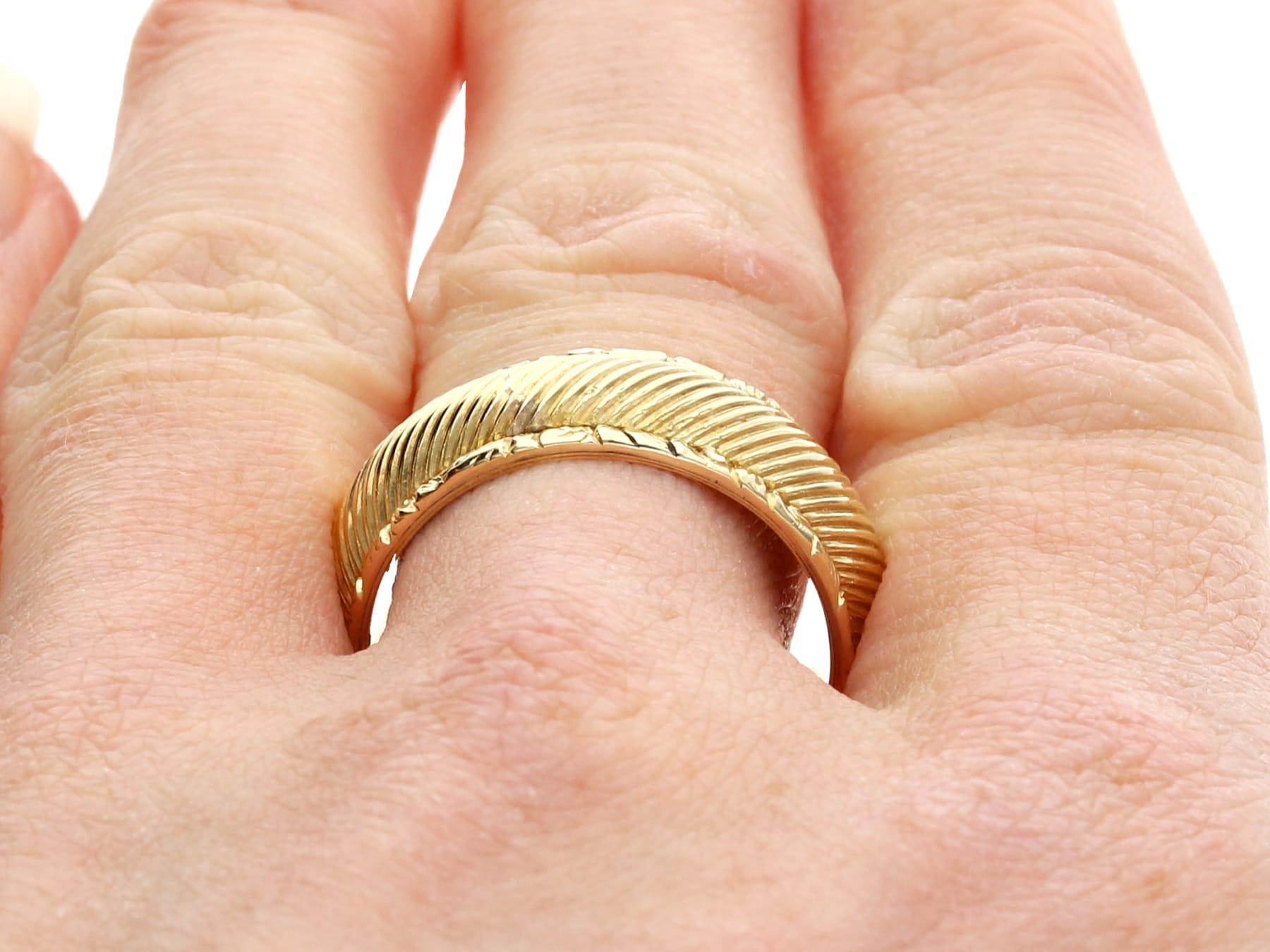 Antiker 14k Gelbgold Ehering / Ring Circa 1820 im Angebot 5