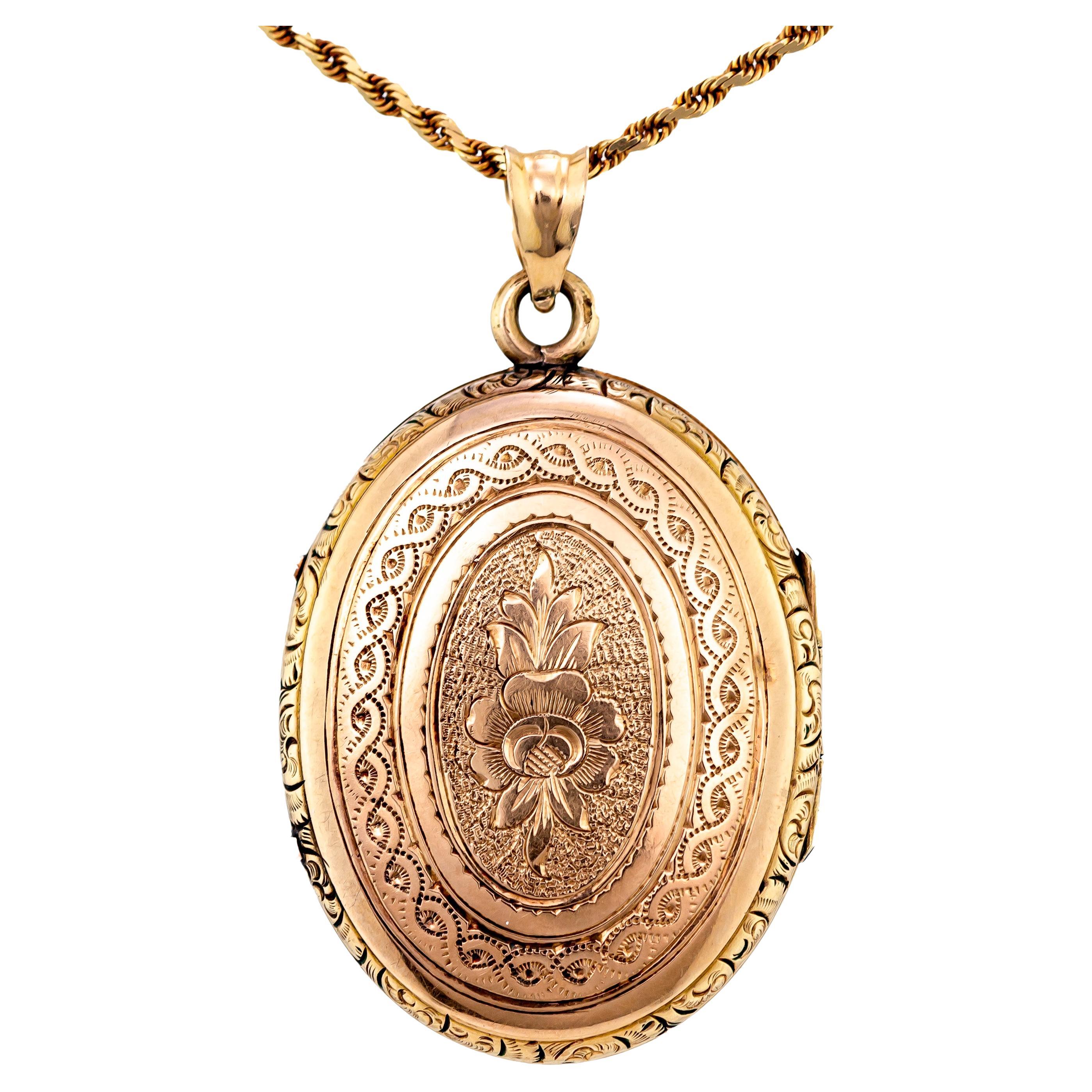Antique 14Kt Yellow Gold Finely Engraved Victorian Oval Locket with Chain For Sale