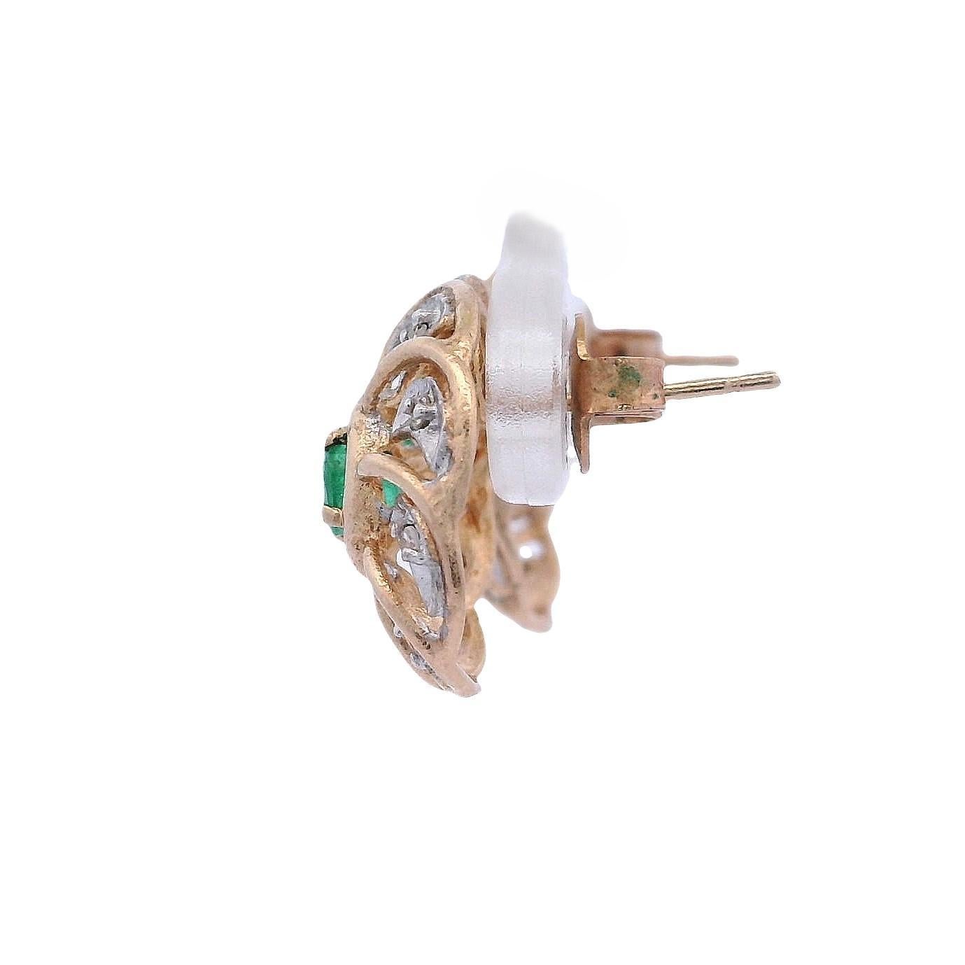 Orecchini antichi in oro giallo e bianco 14kt con diamanti e smeraldi In condizioni buone in vendita a Aventura, FL