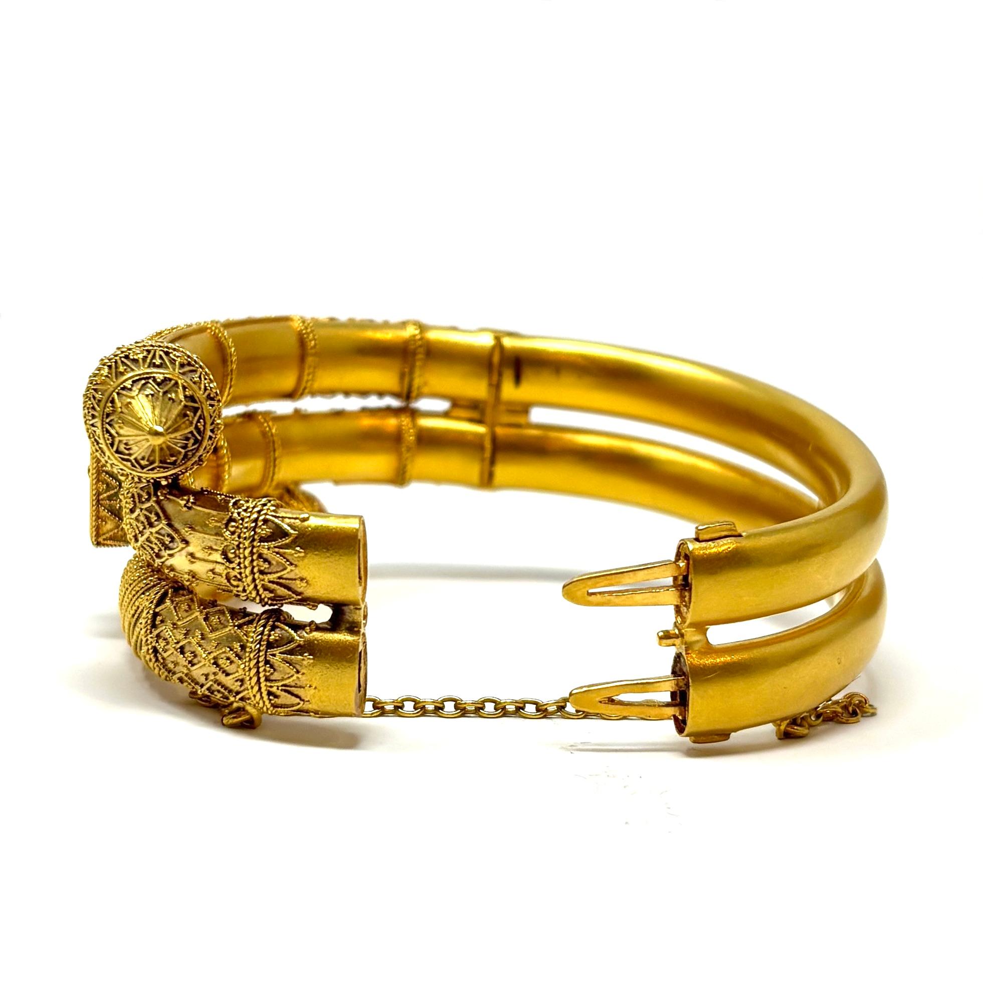Antico Revival etrusco in oro 15 carati  Bracciale in vendita 2