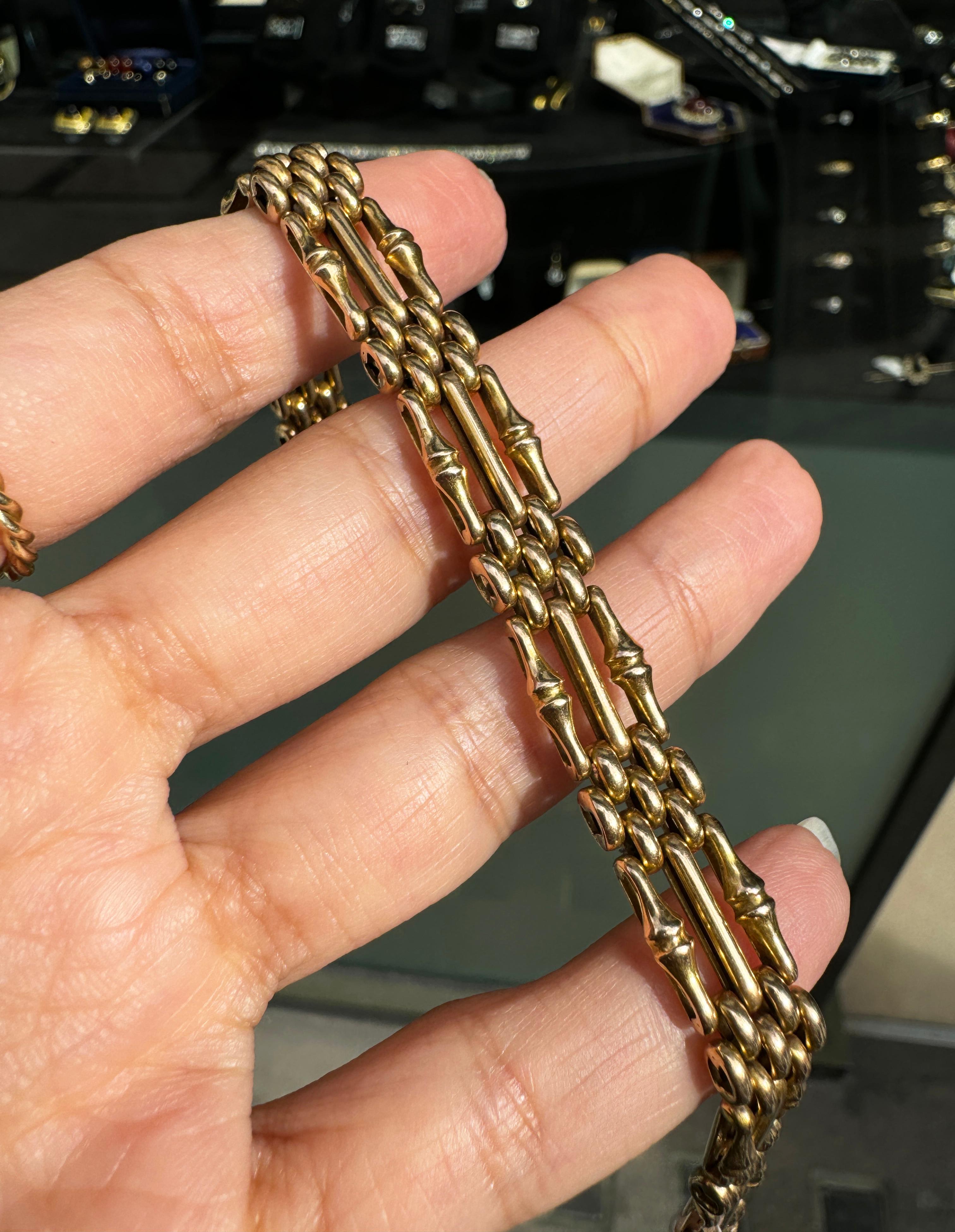 Antique bracelet à maillons en or jaune 15 carats, Circa 1900 en vente 1