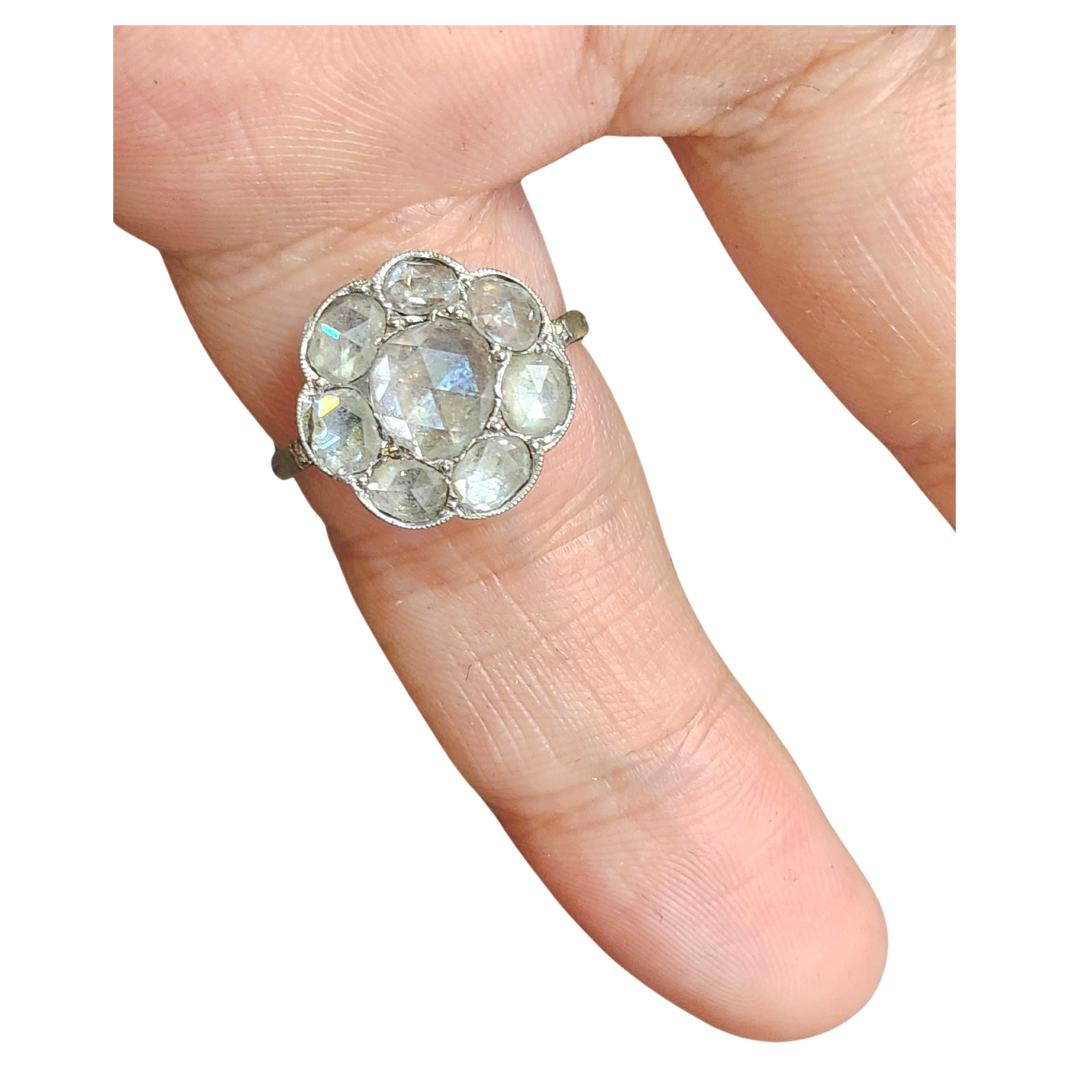 Women's Antique 1.5 carats Rose Cut Diamond Floral Ring For Sale