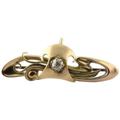 Broche géorgienne ancienne en or 15 carats et diamants avec crochet en forme de tourbillon et épingle en chatalaine