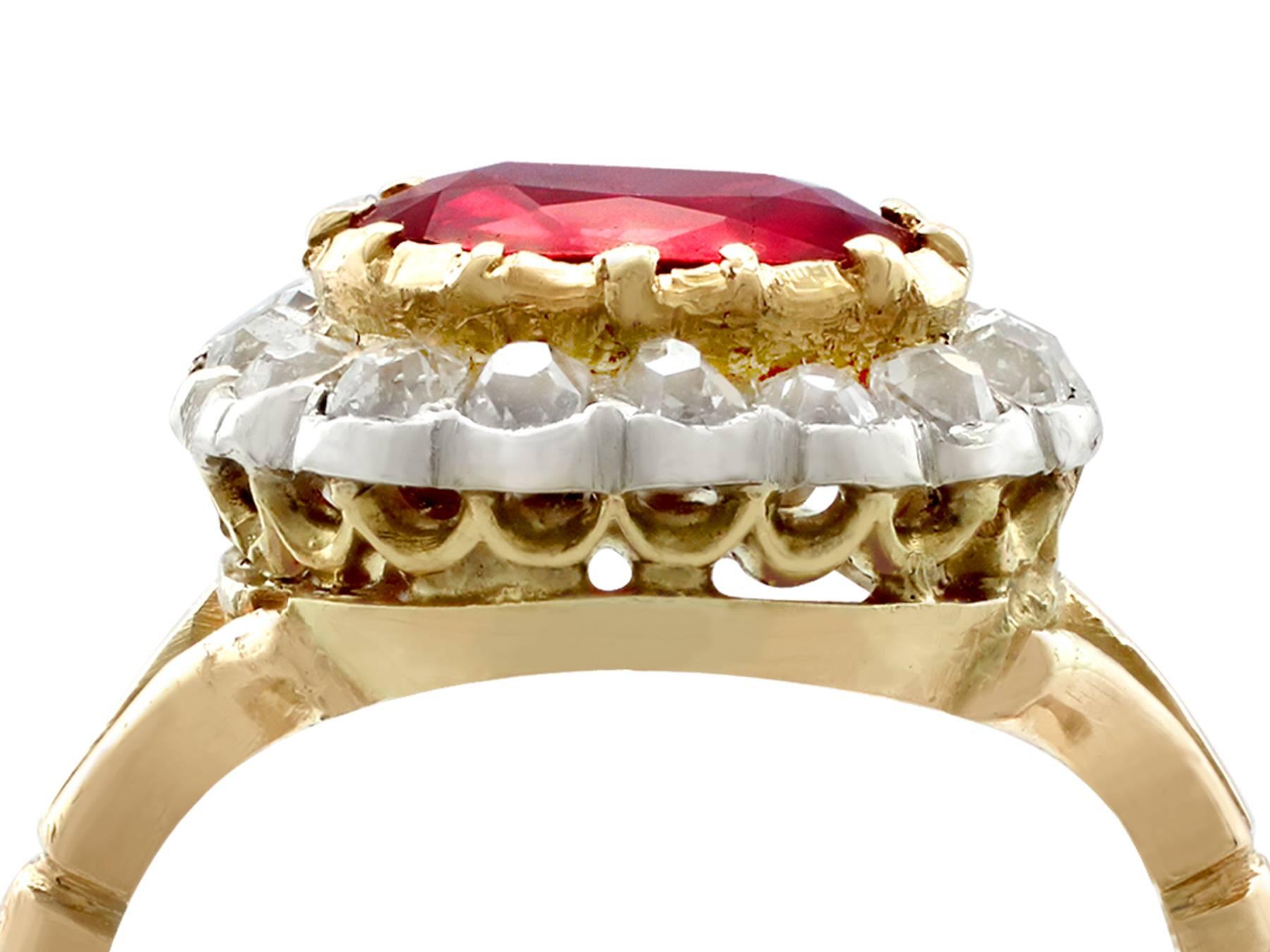 Eine atemberaubende:: feine und beeindruckende antike 1::50 Karat Rubin und 0::60 Karat Diamant:: 18 Karat Gelbgold:: 18 Karat Weißgold gesetzt Cluster-Ring; Teil unserer antiken Schmuck und Nachlass Schmuck Sammlungen

Diese atemberaubende:: feine